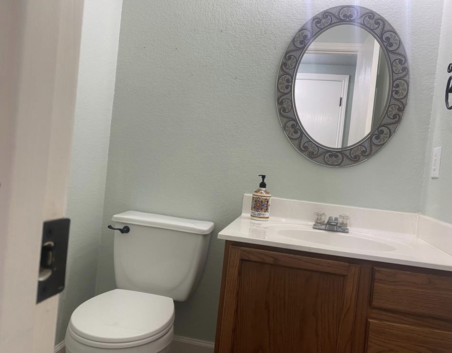 main property photo 6