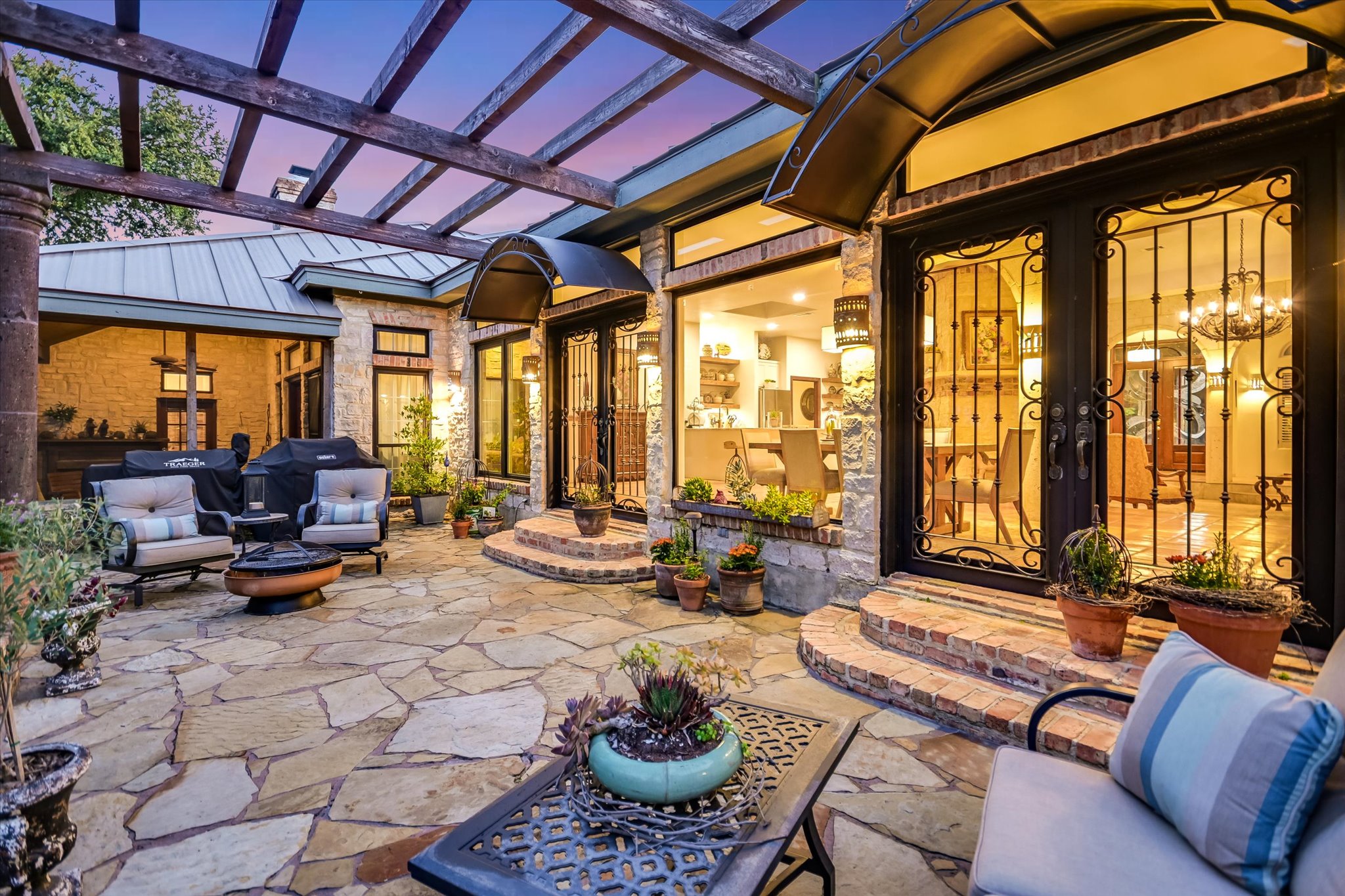 main property photo 33