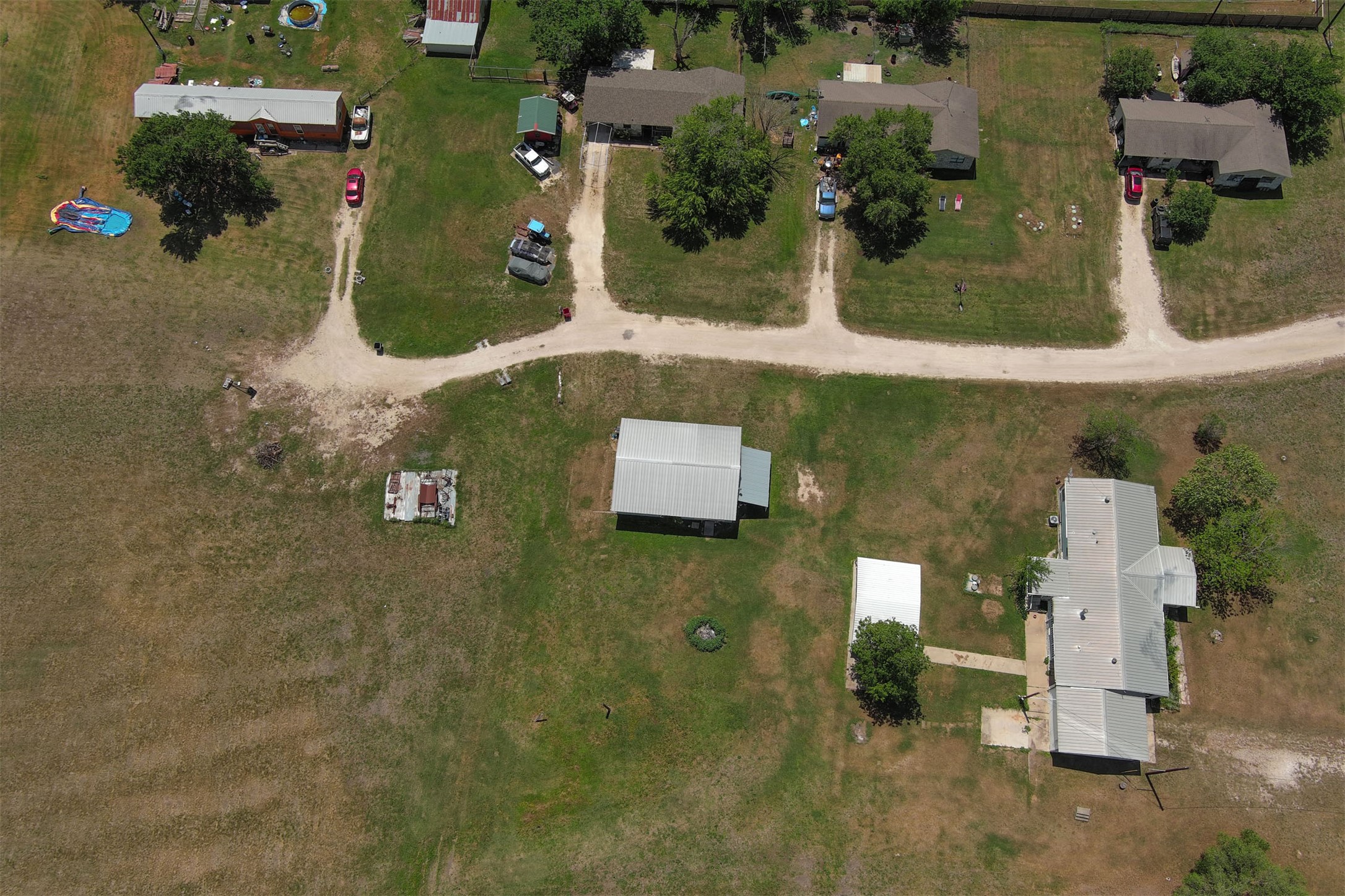 main property photo 15