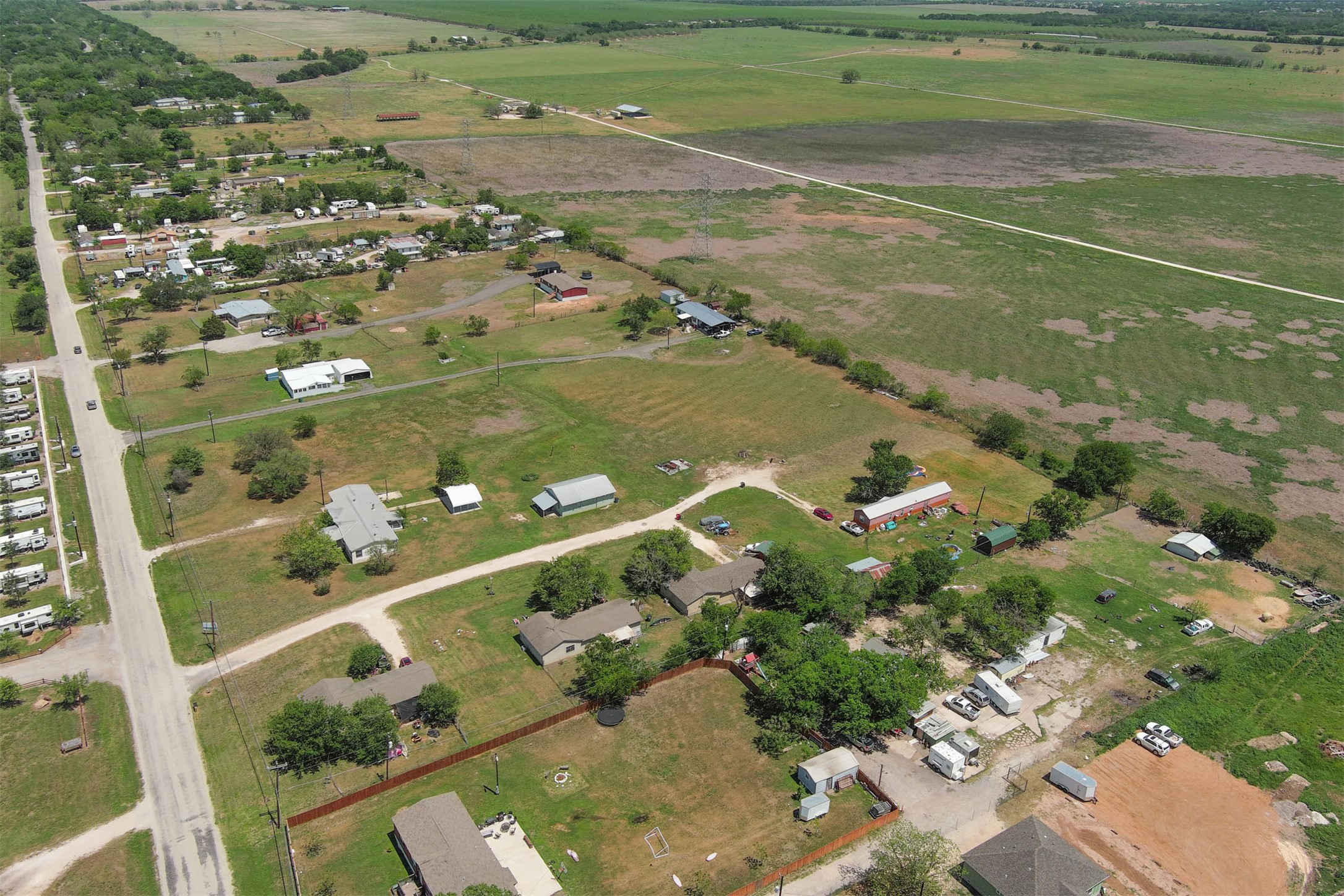 main property photo 18