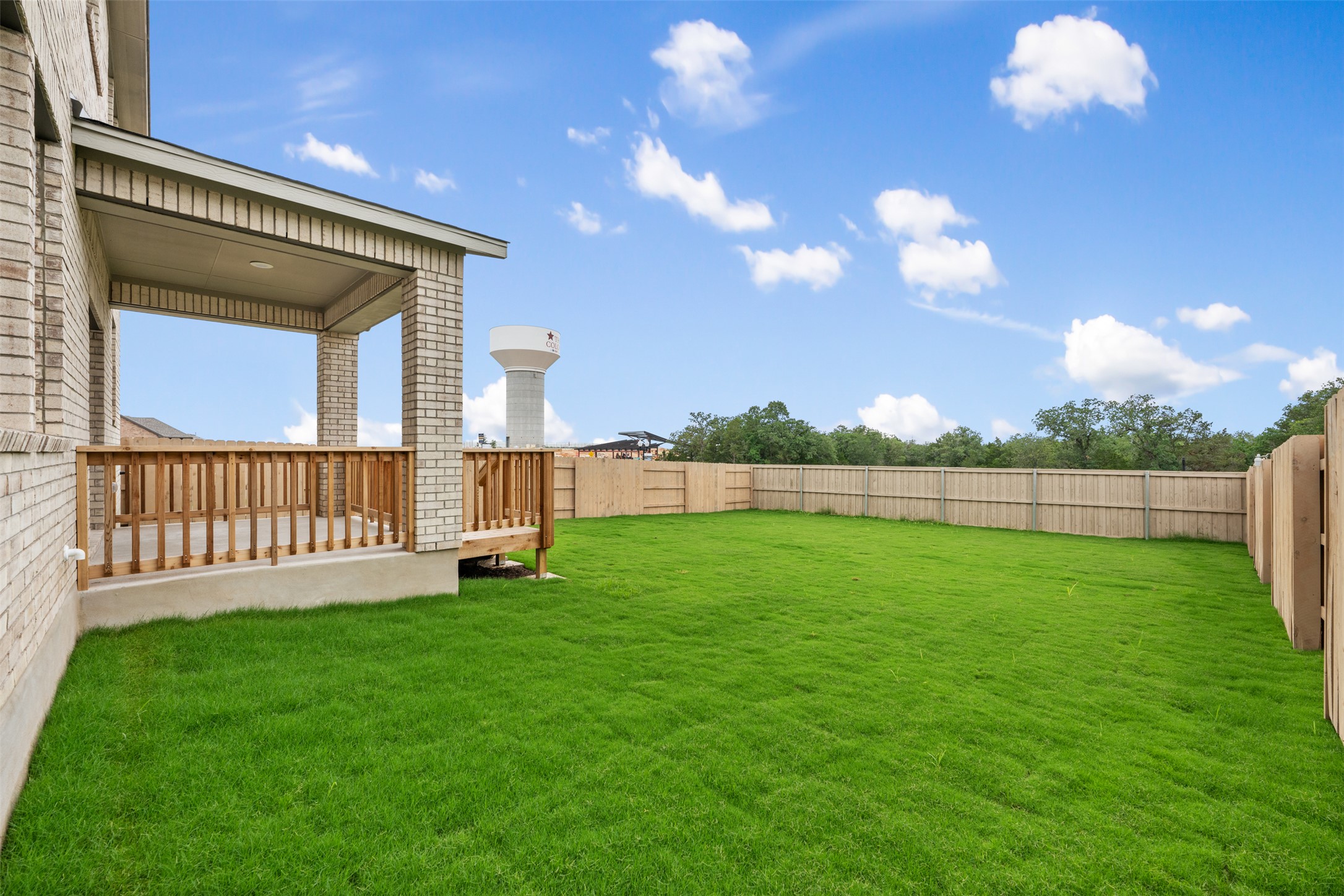 main property photo 36