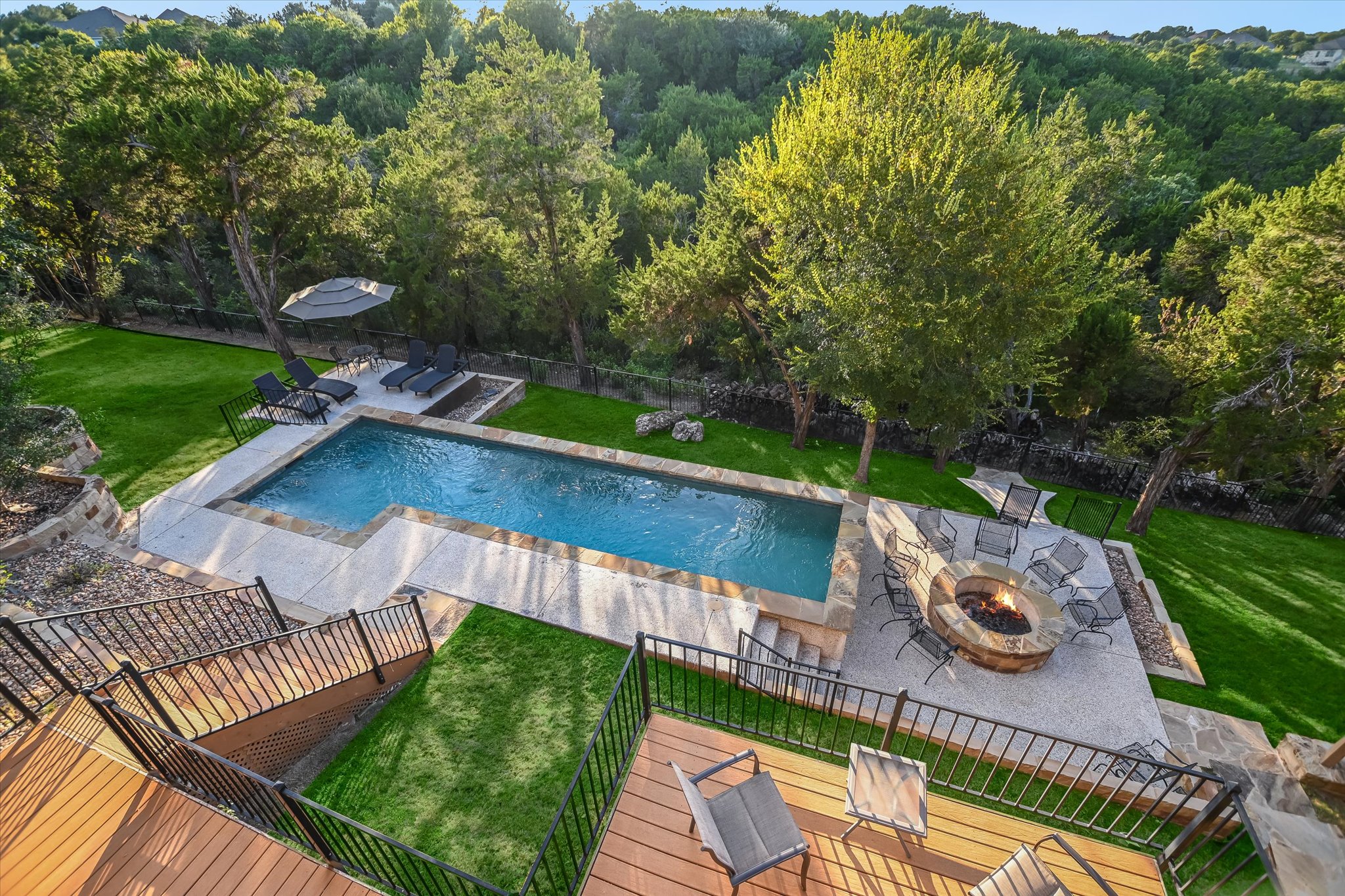 main property photo 31