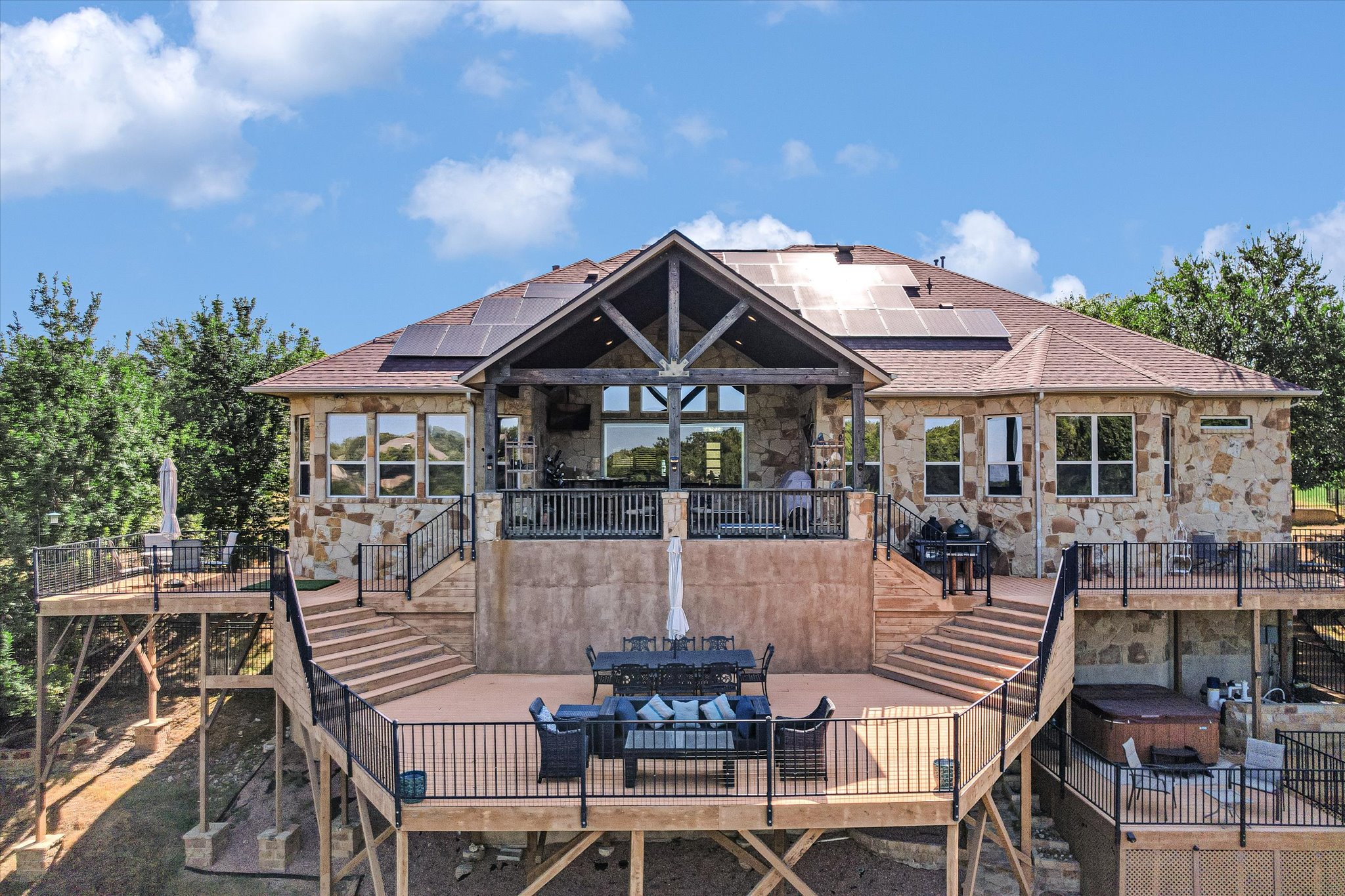main property photo 36