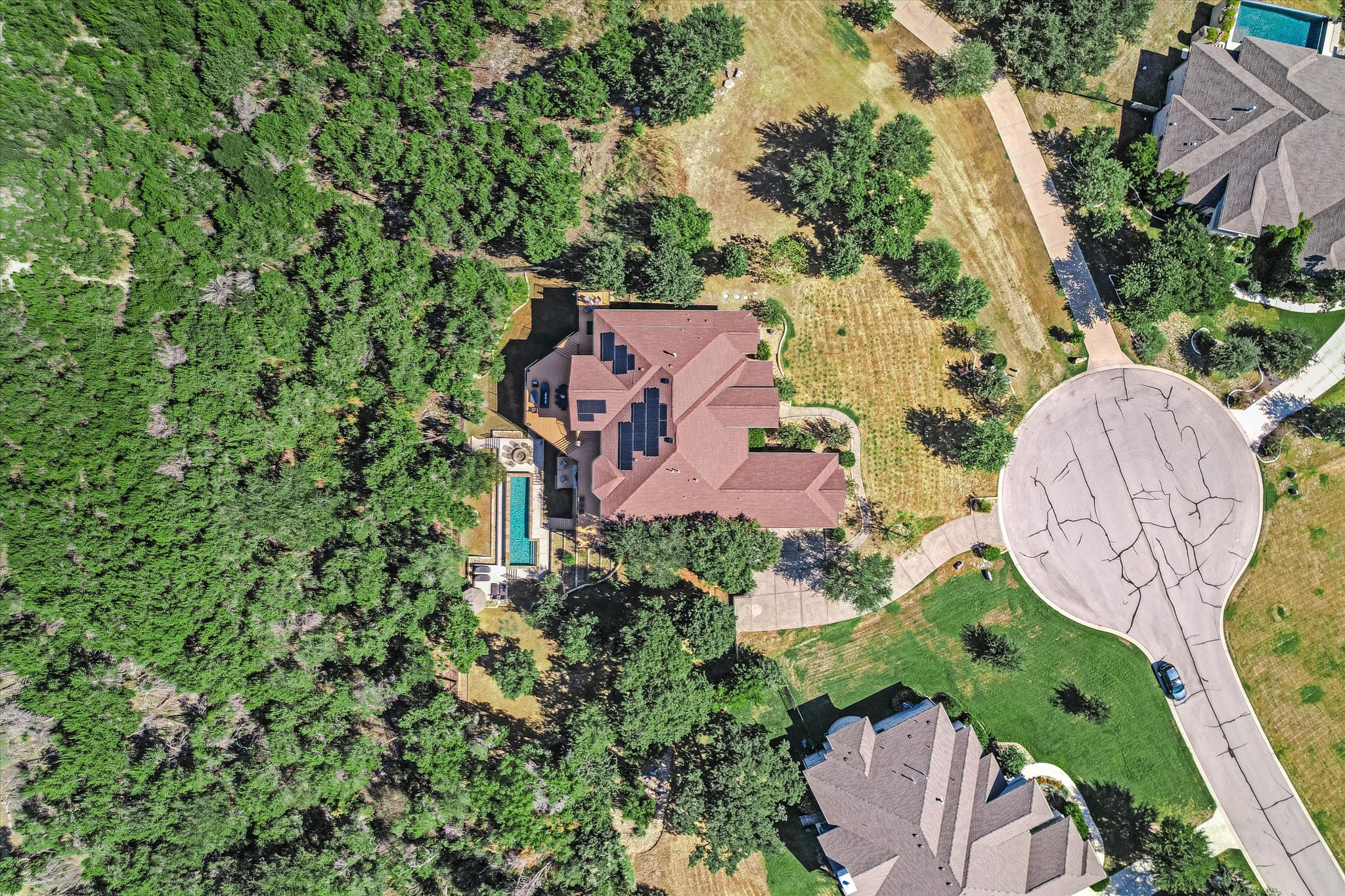 main property photo 39