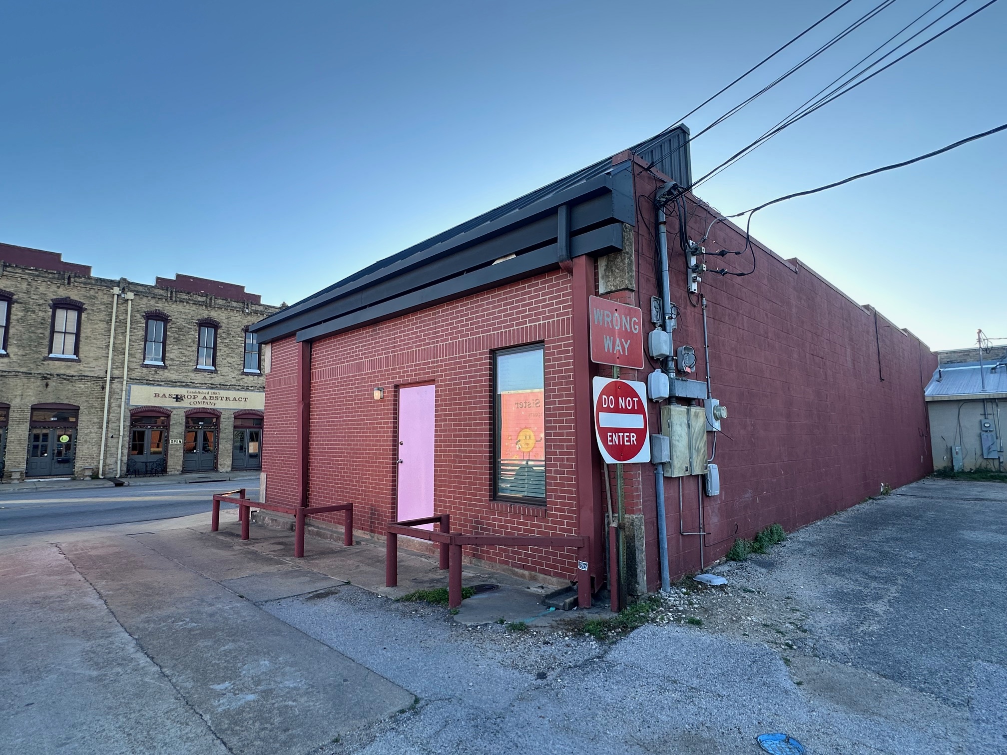 main property photo 6