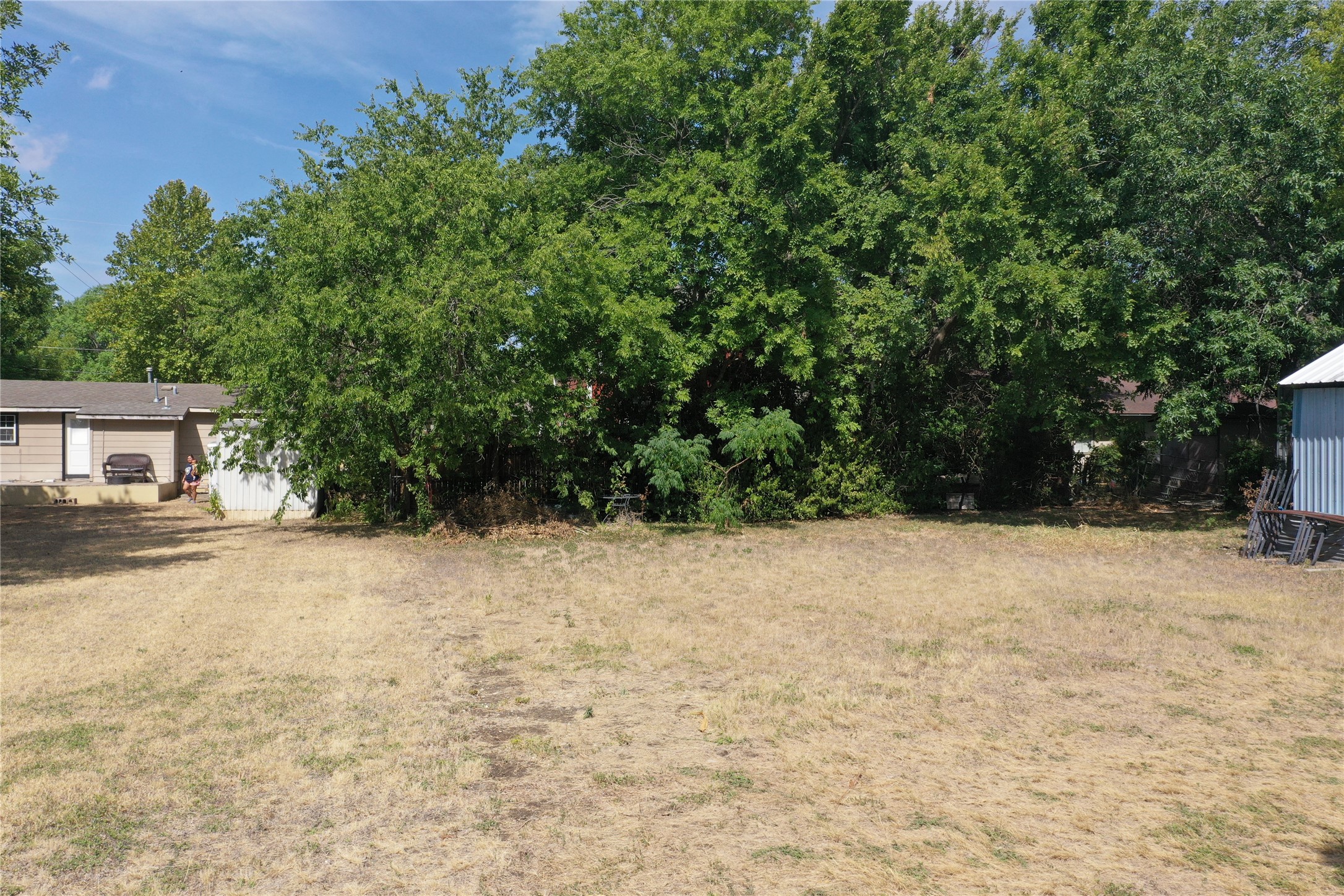 main property photo 12
