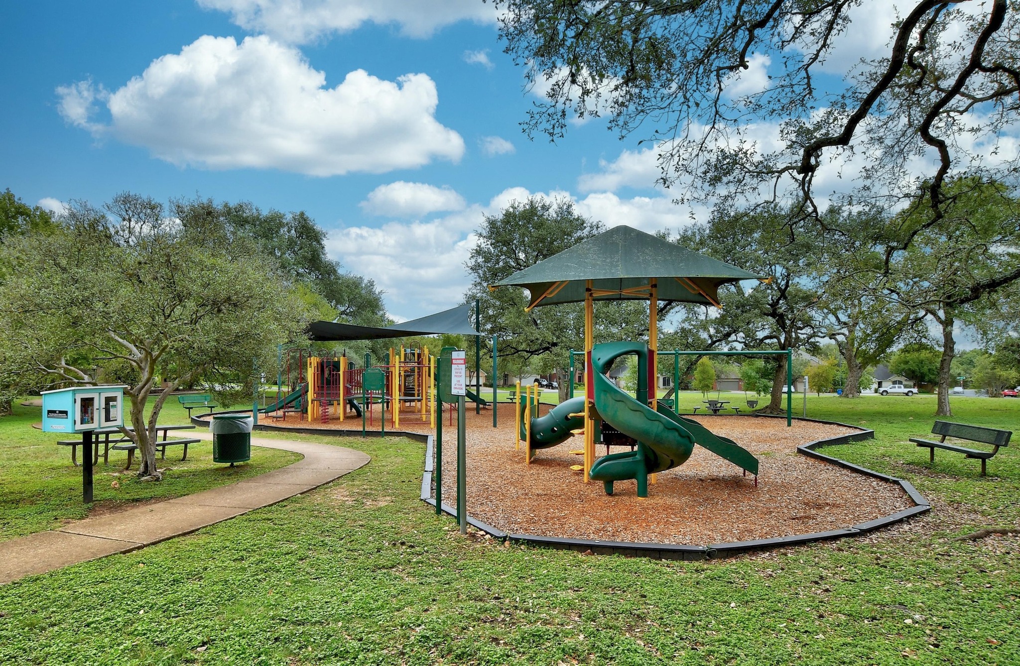 main property photo 34