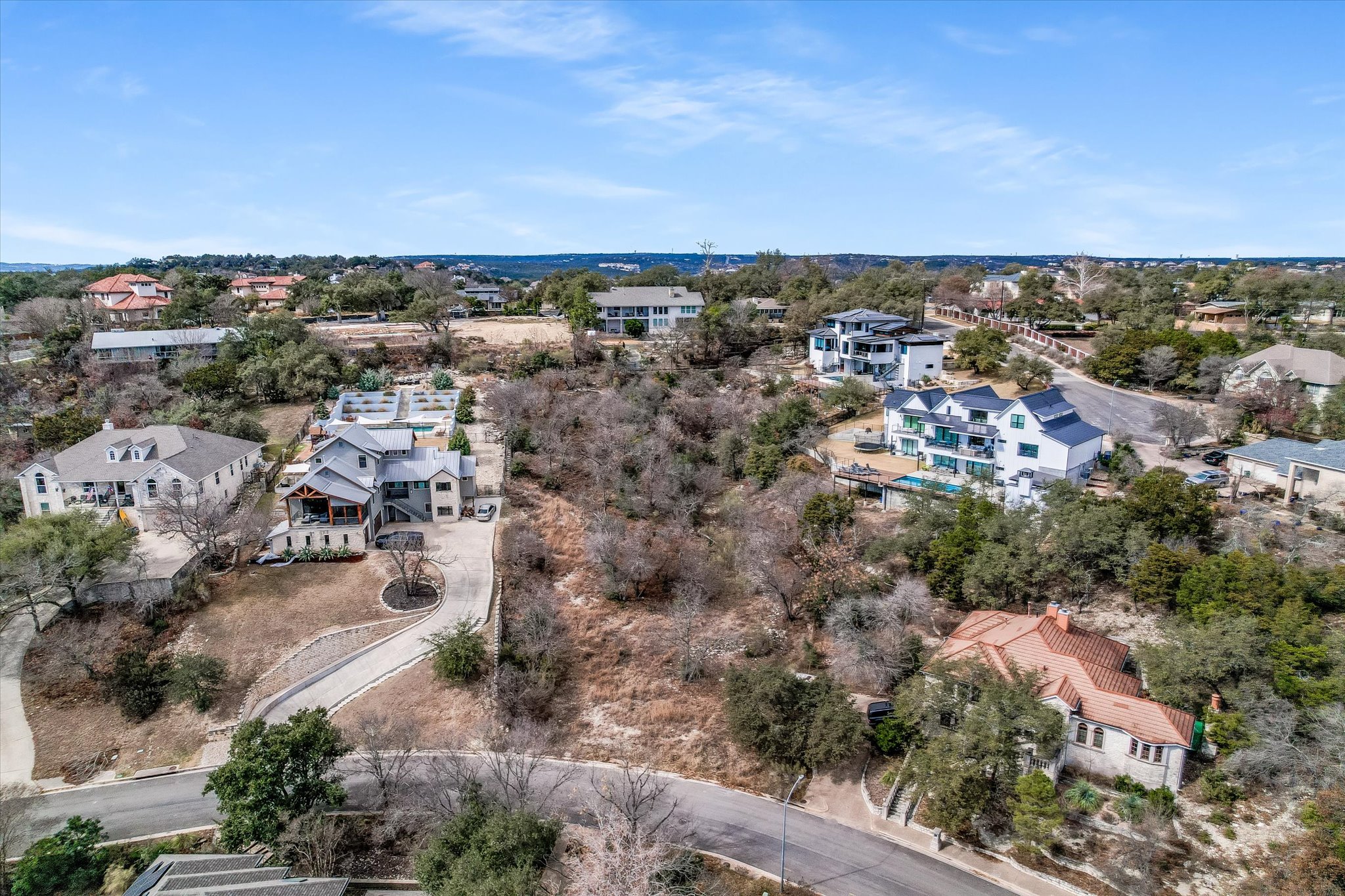 main property photo 7