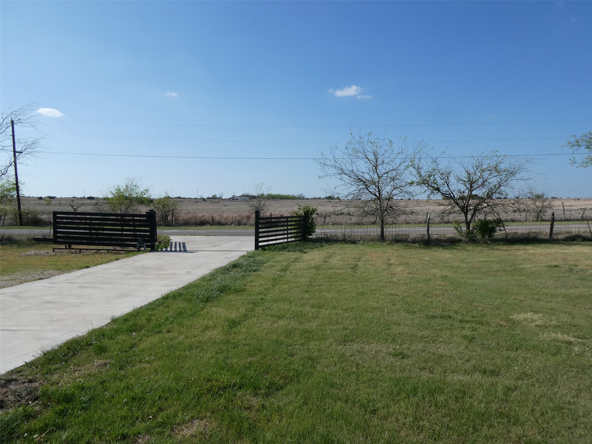 main property photo 21