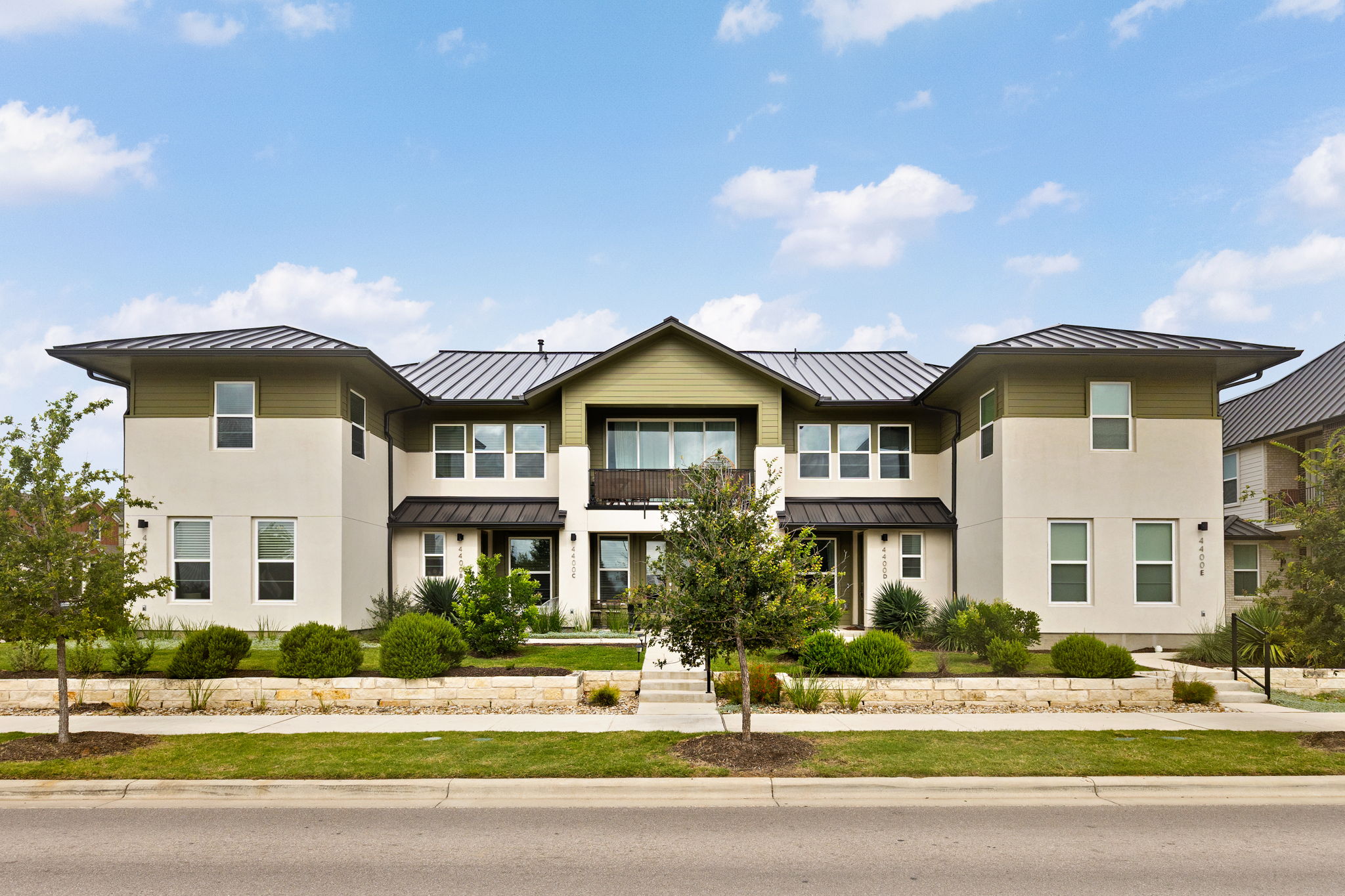 main property photo 36