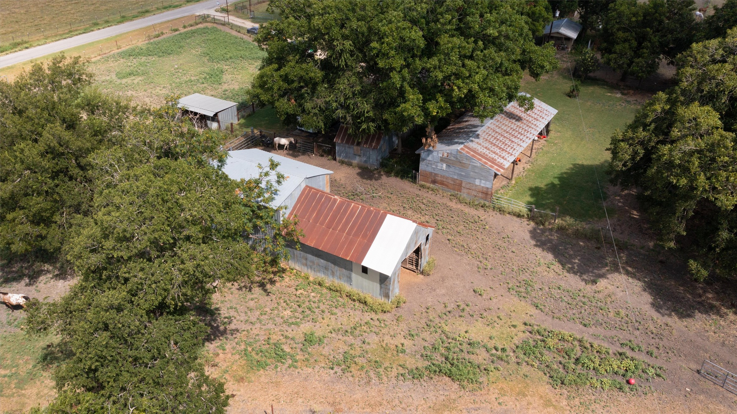 main property photo 37