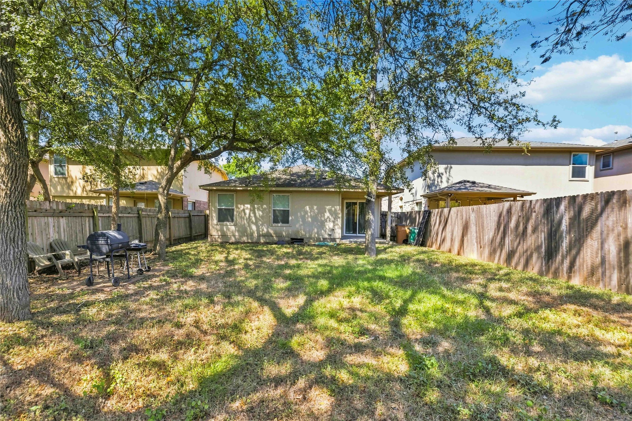 main property photo 19
