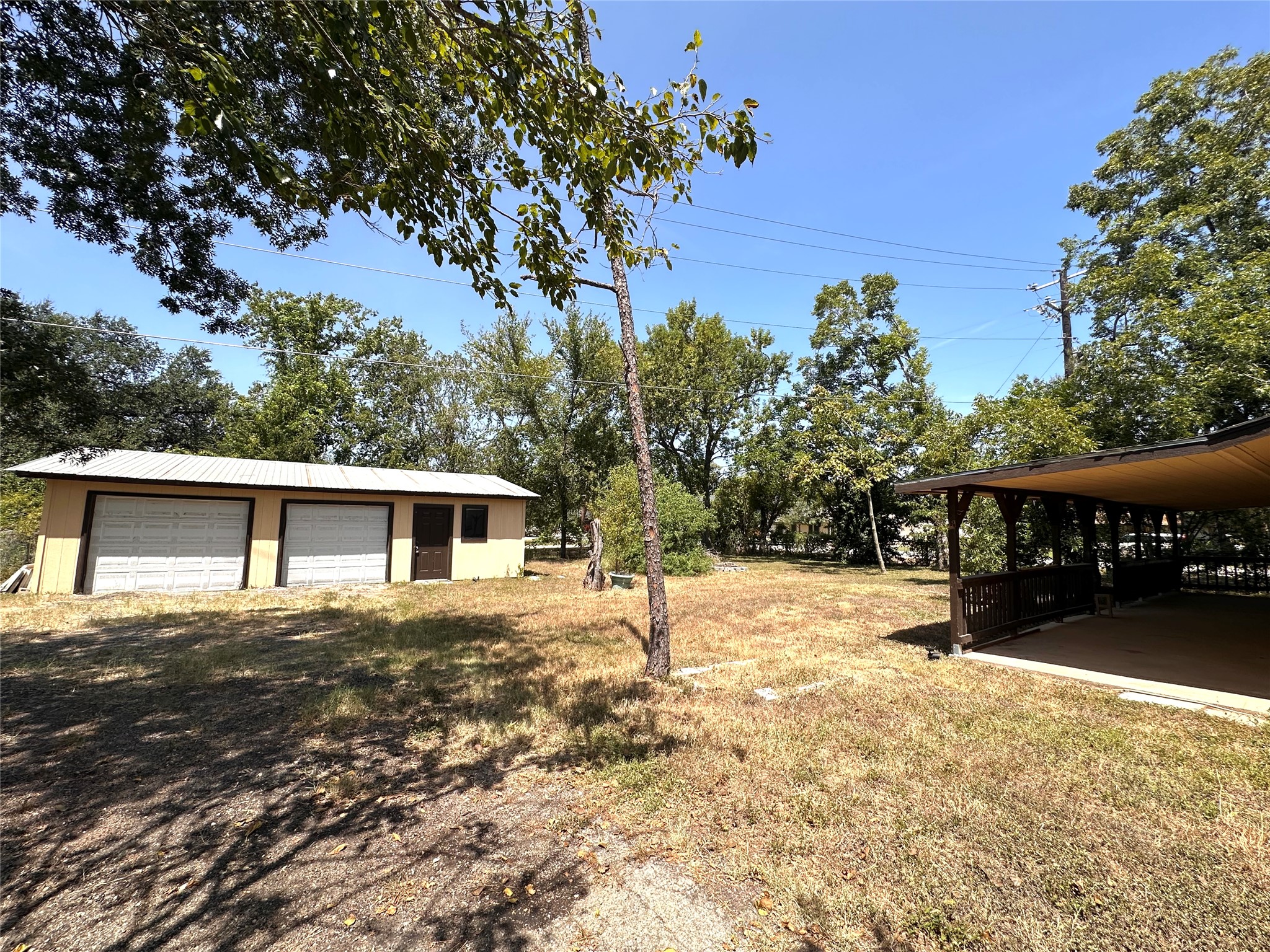main property photo 24