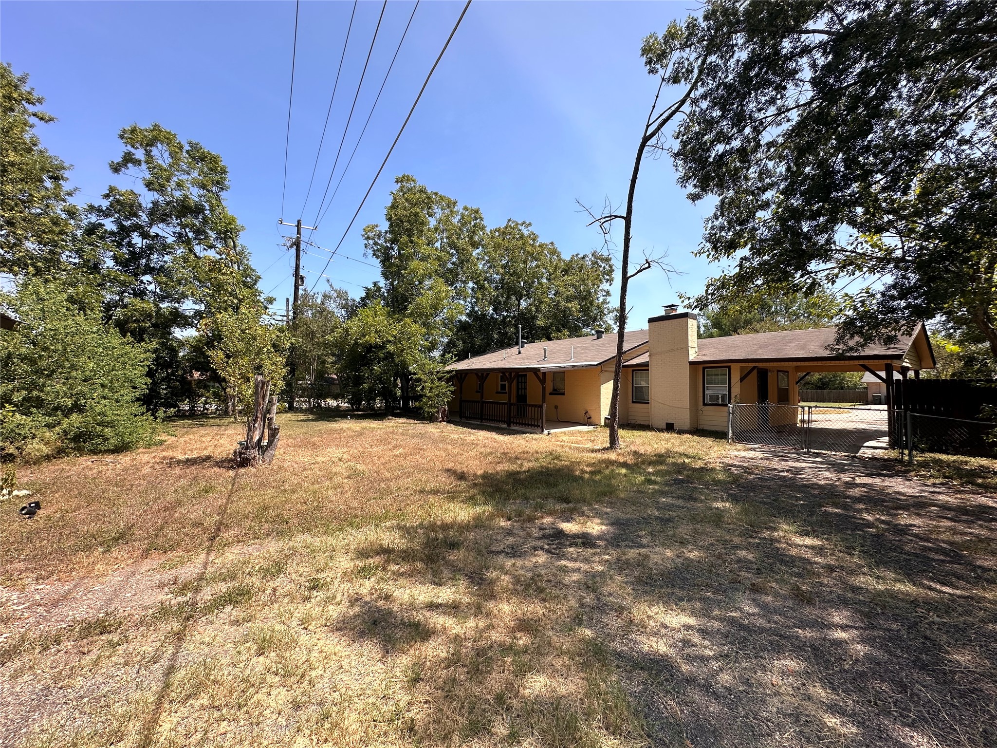 main property photo 25