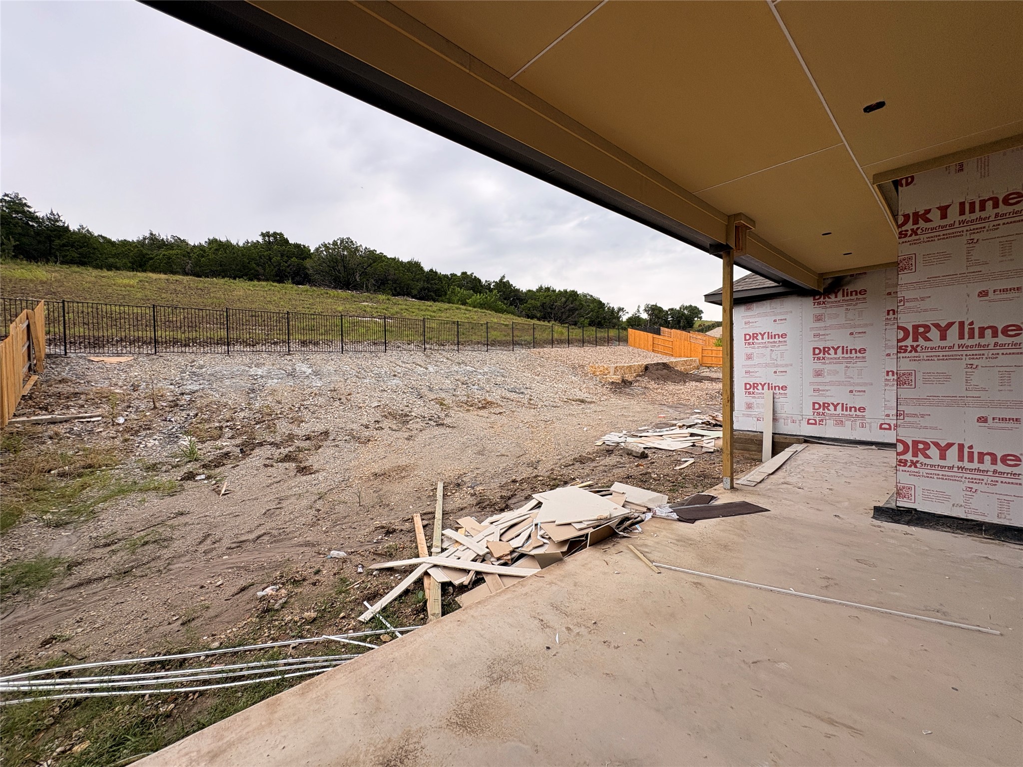 main property photo 14