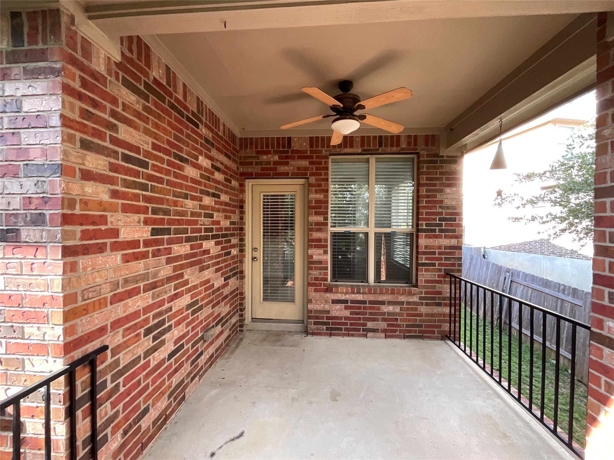 main property photo 34