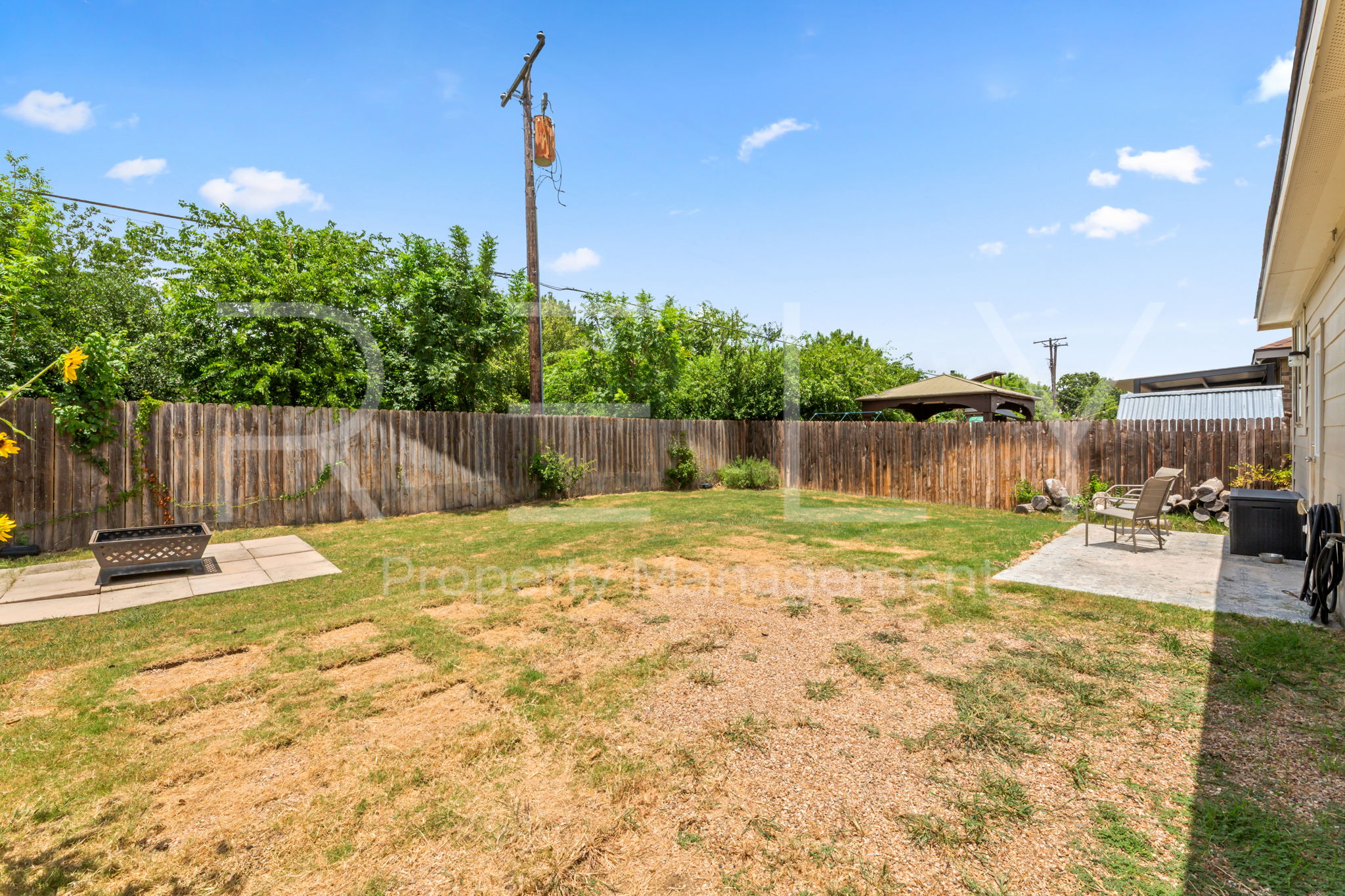 main property photo 36