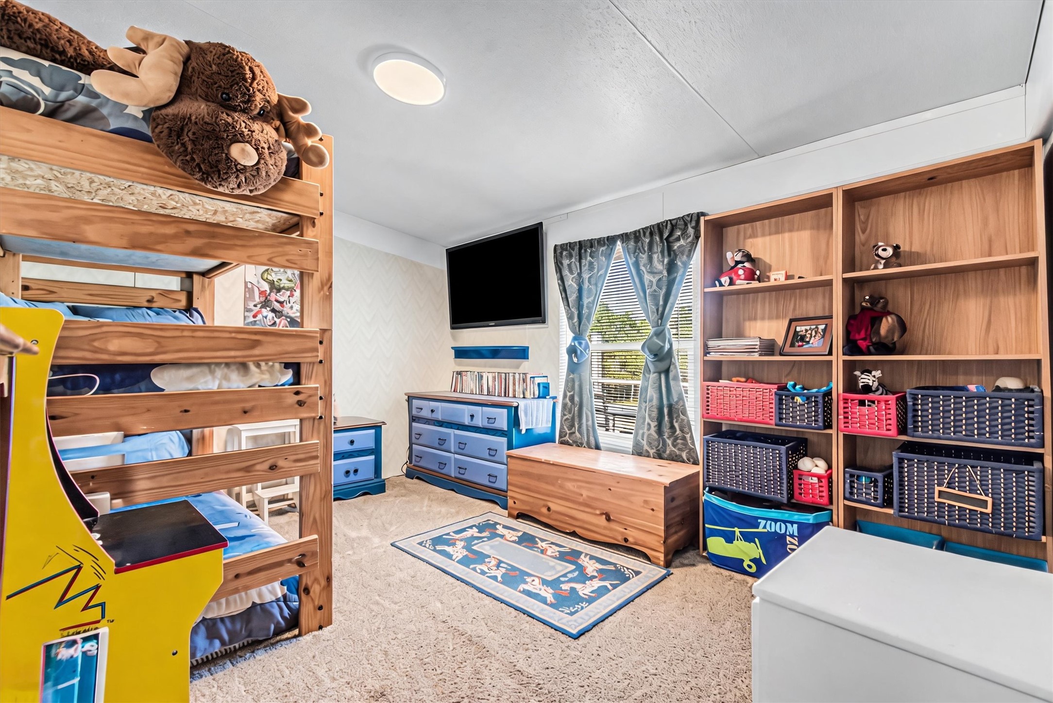 main property photo 11