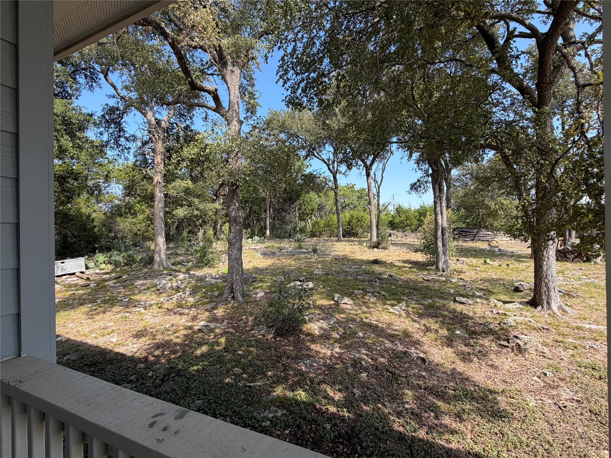 main property photo 23