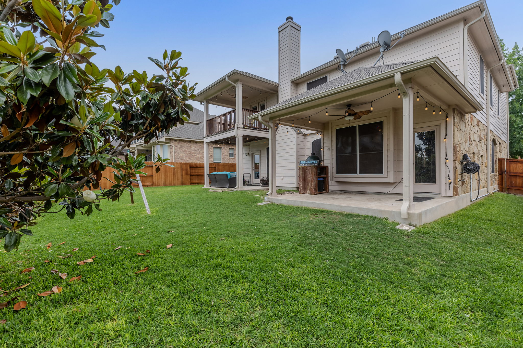 main property photo 33