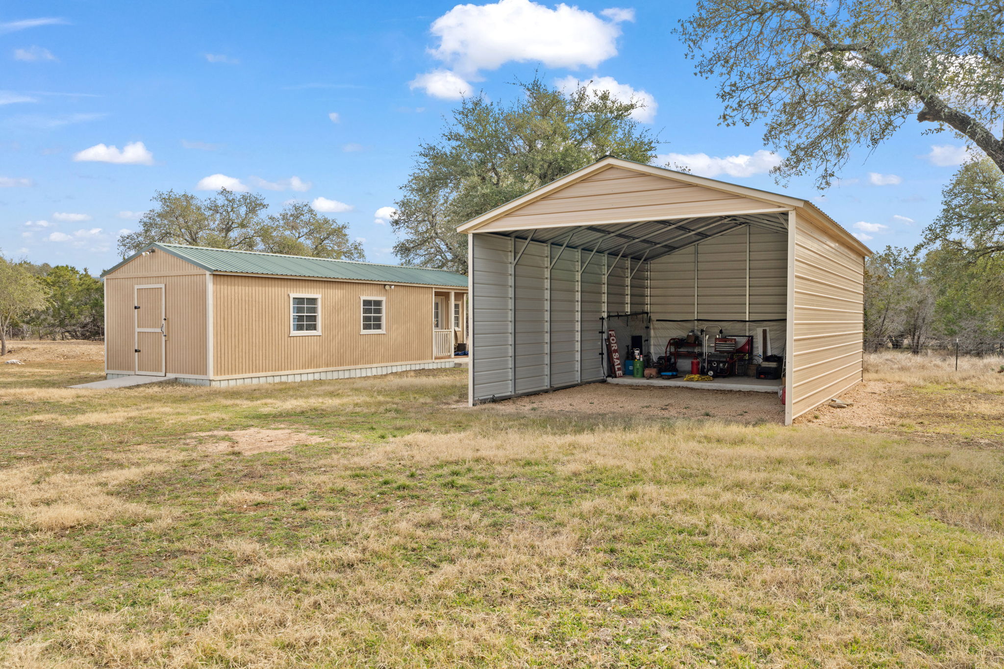main property photo 32
