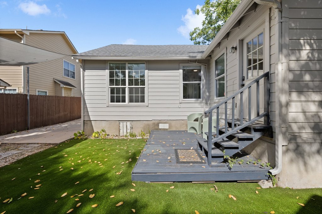 main property photo 38