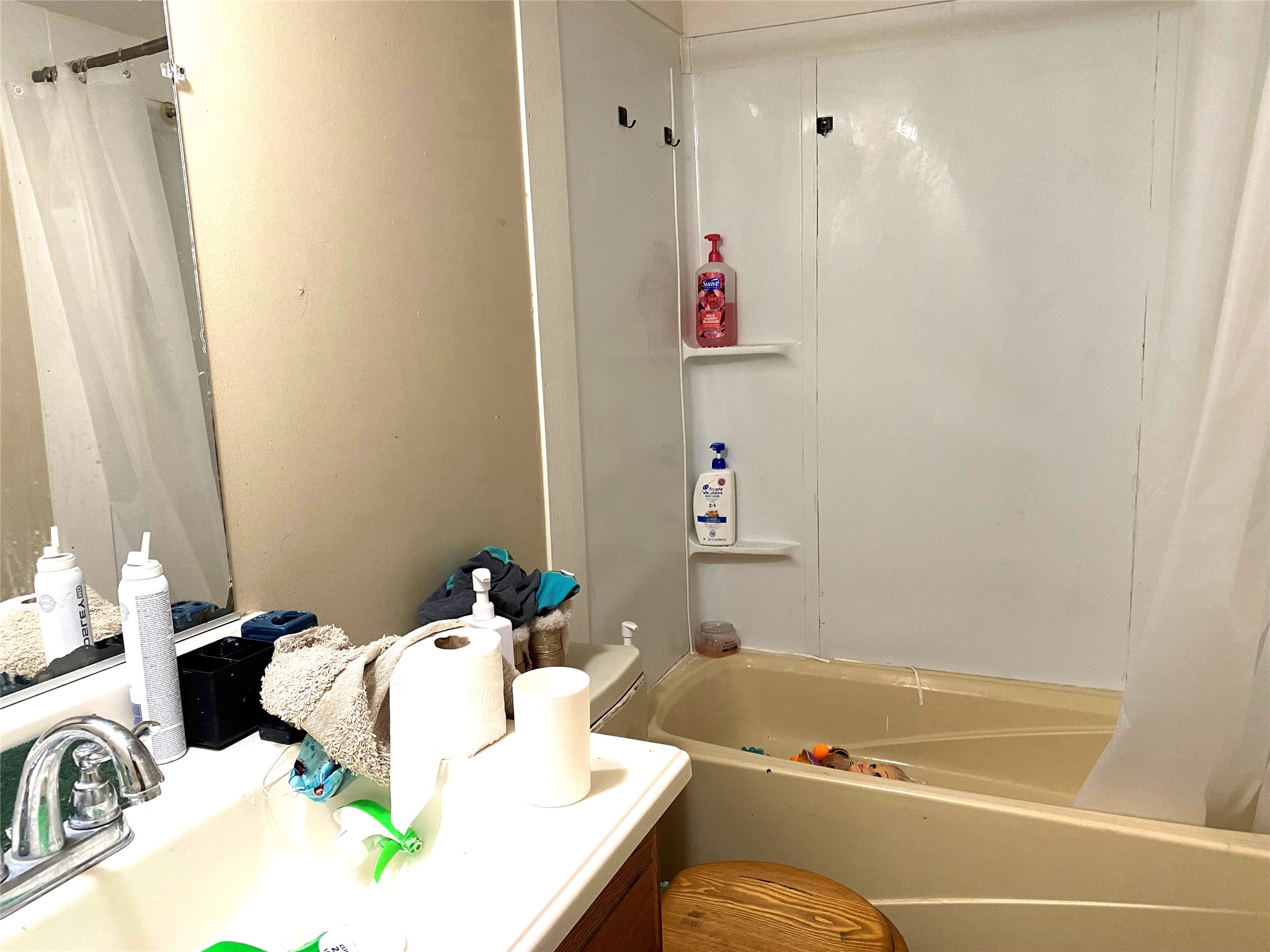 main property photo 9