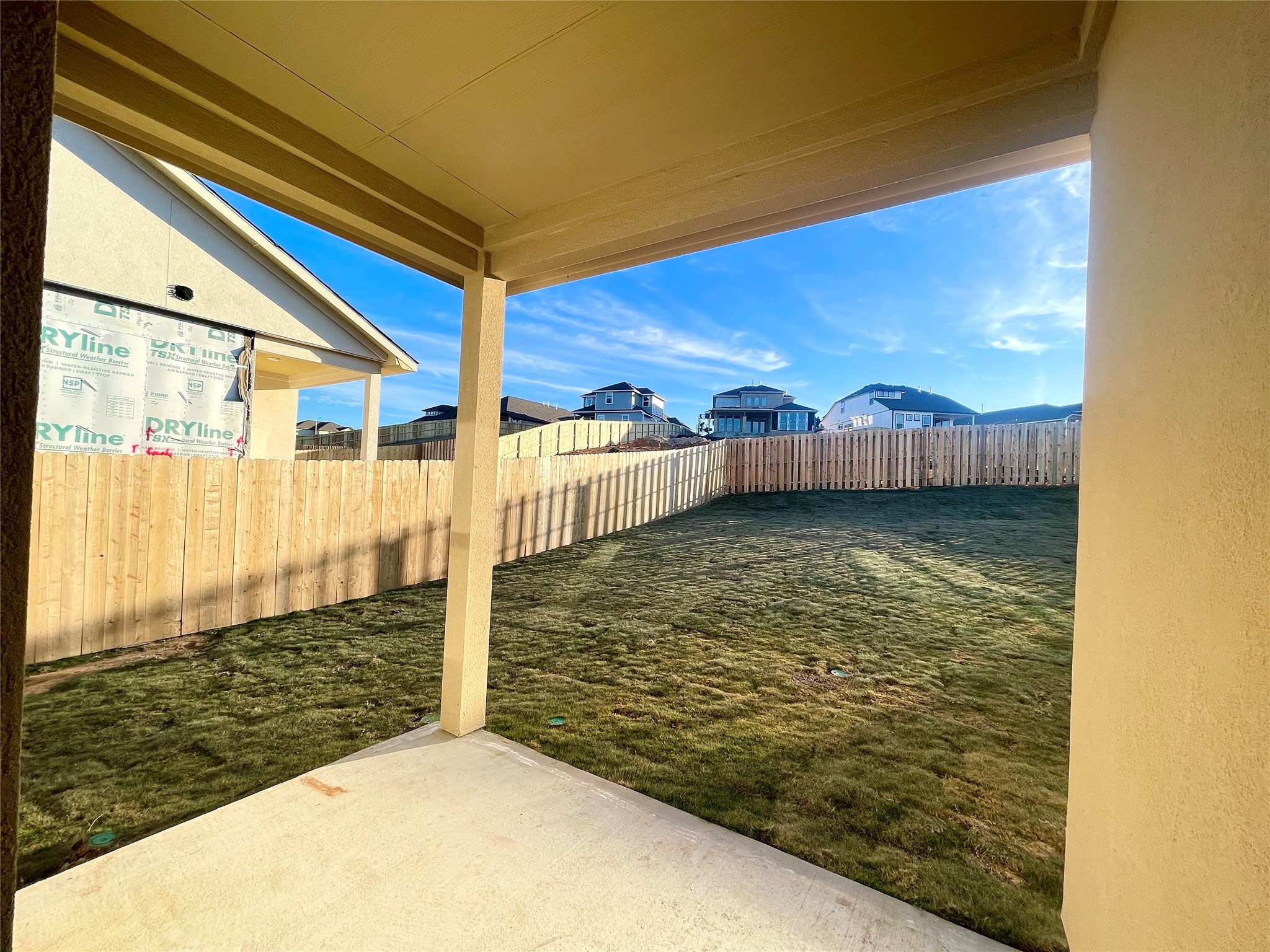 main property photo 30