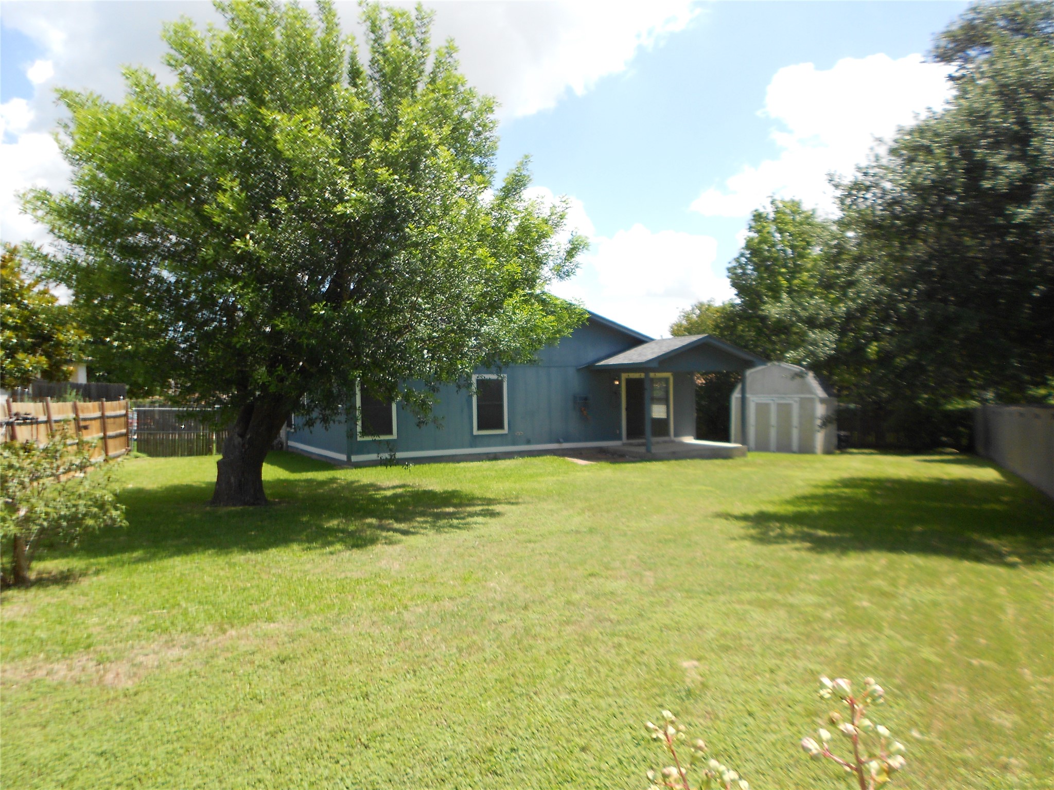 main property photo 31
