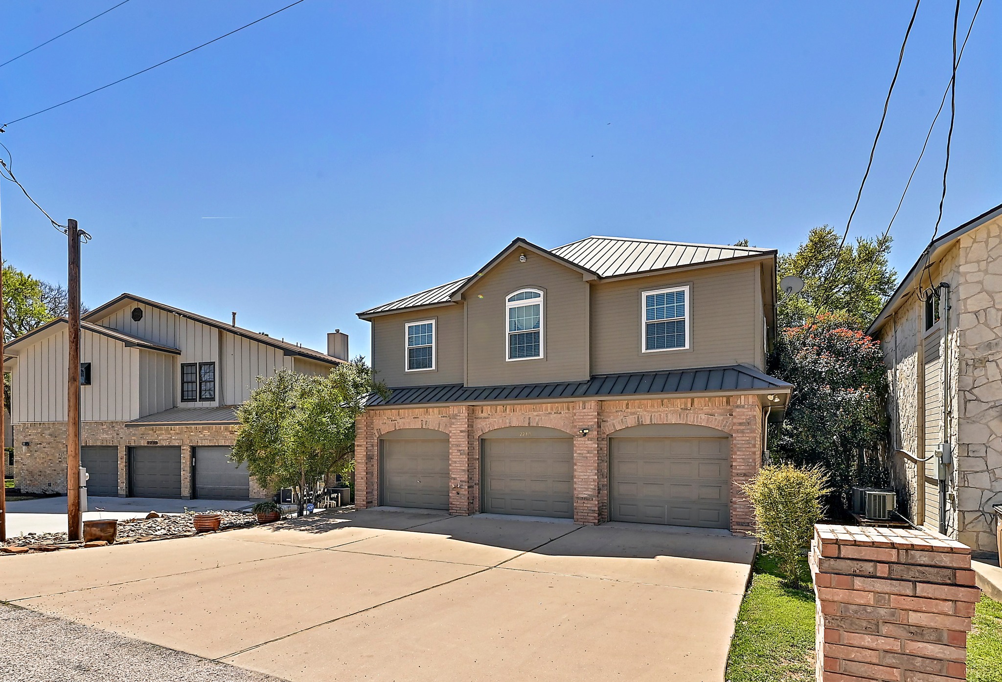 main property photo 39