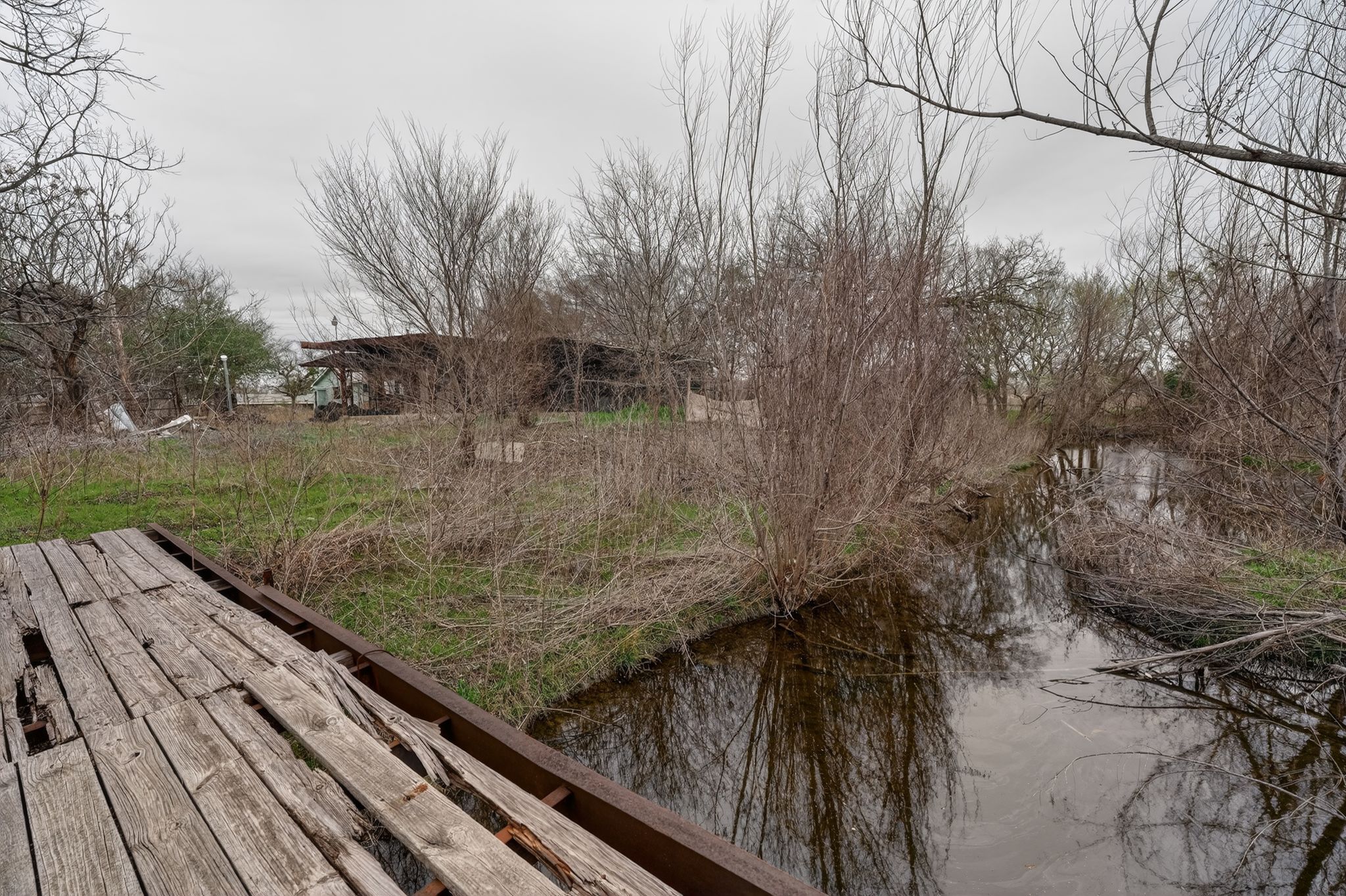 main property photo 20
