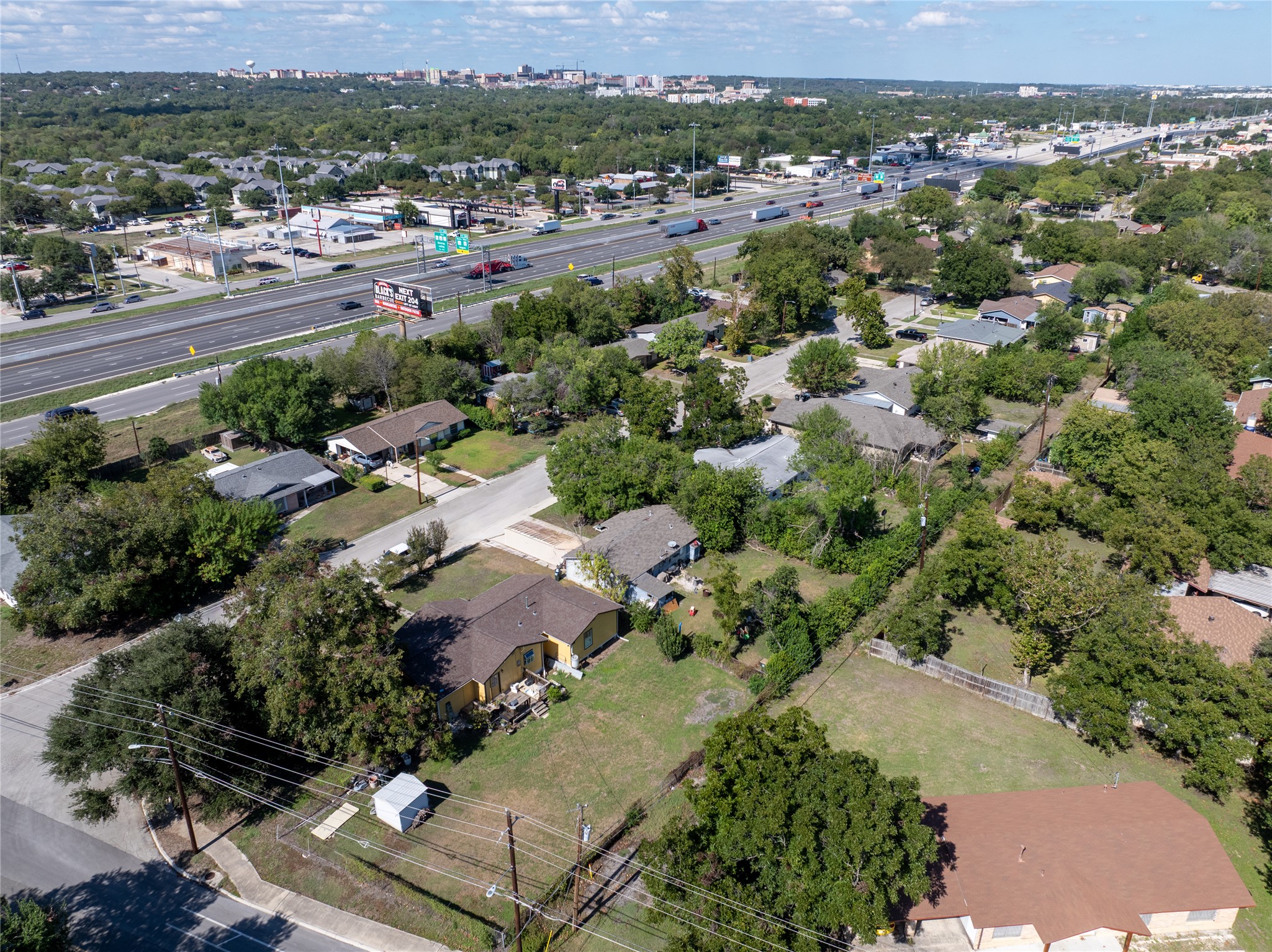 main property photo 6
