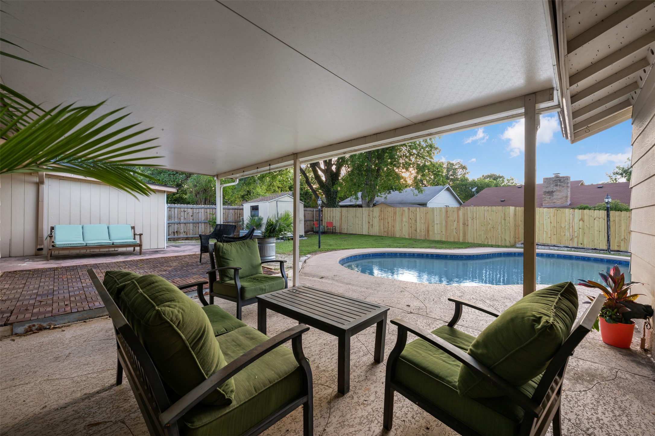 main property photo 29