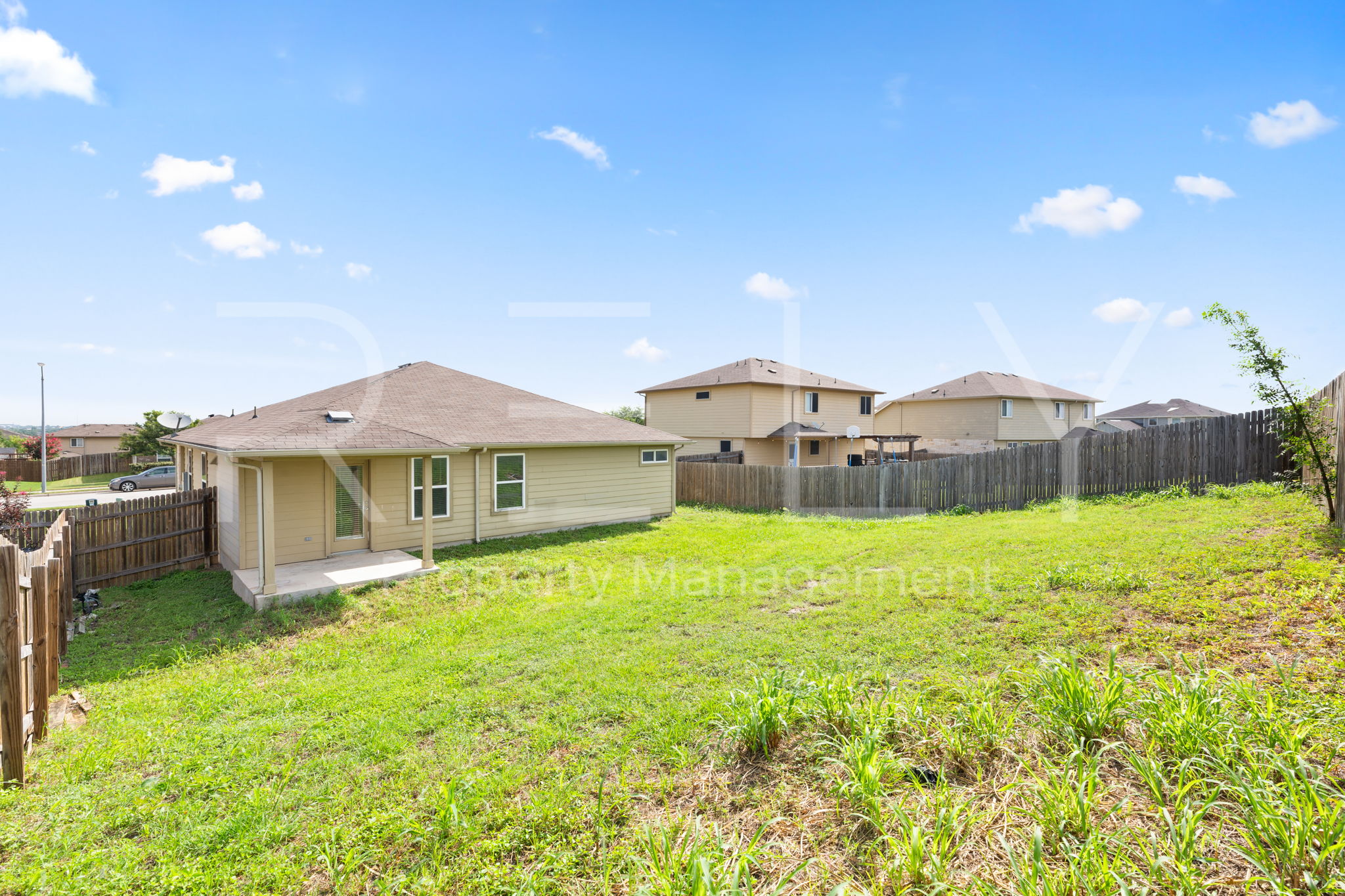 main property photo 35