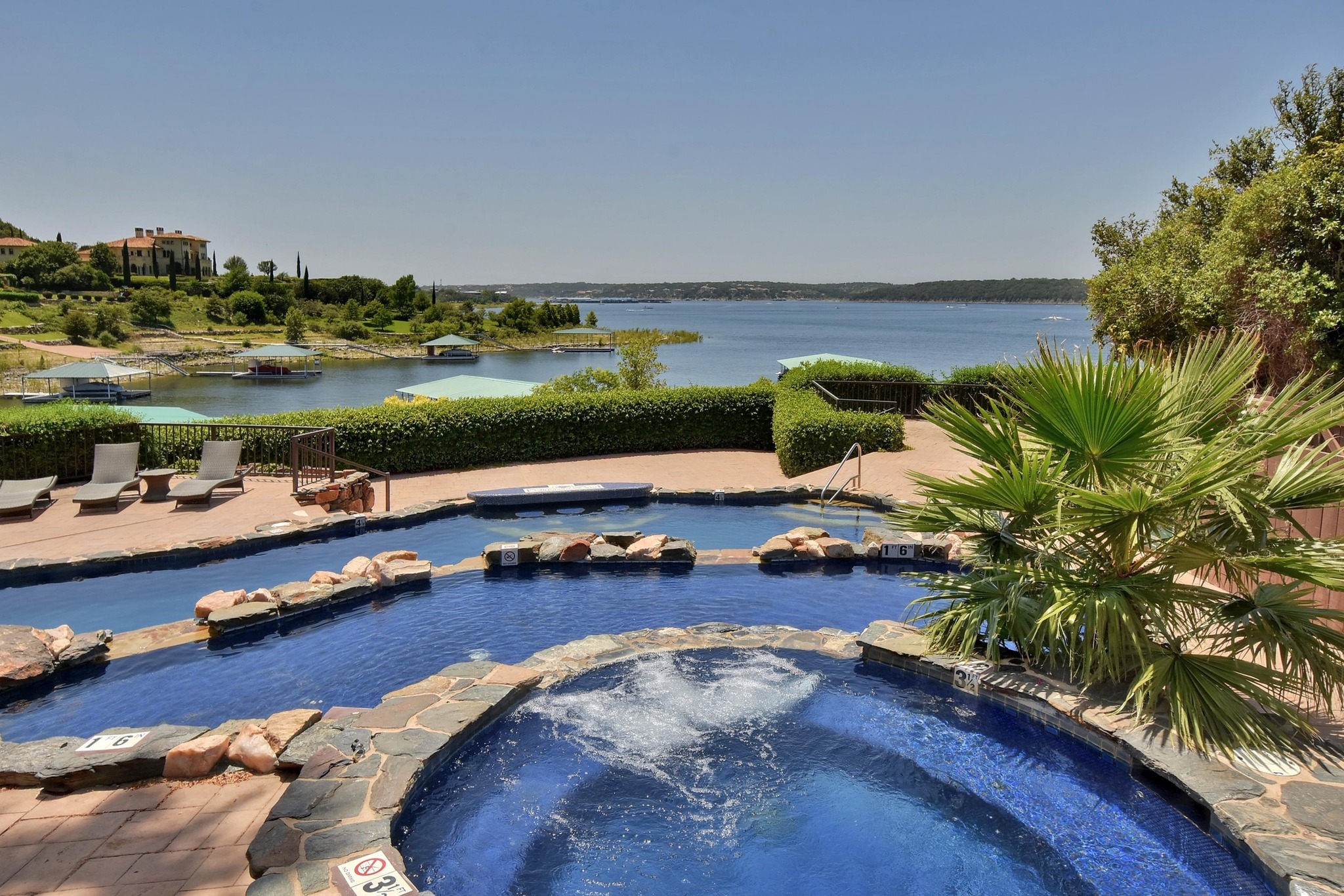 main property photo 35