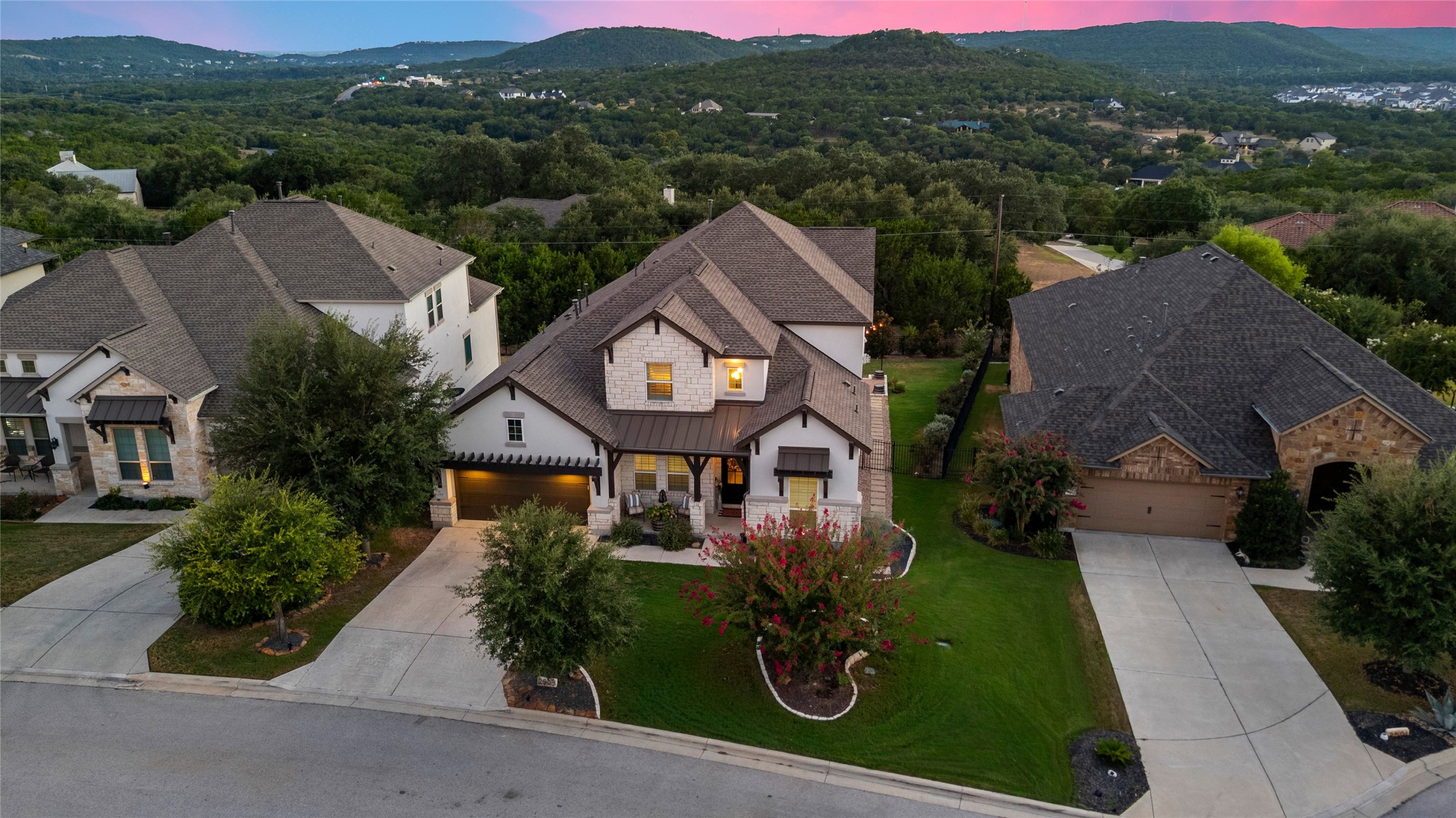 main property photo 35