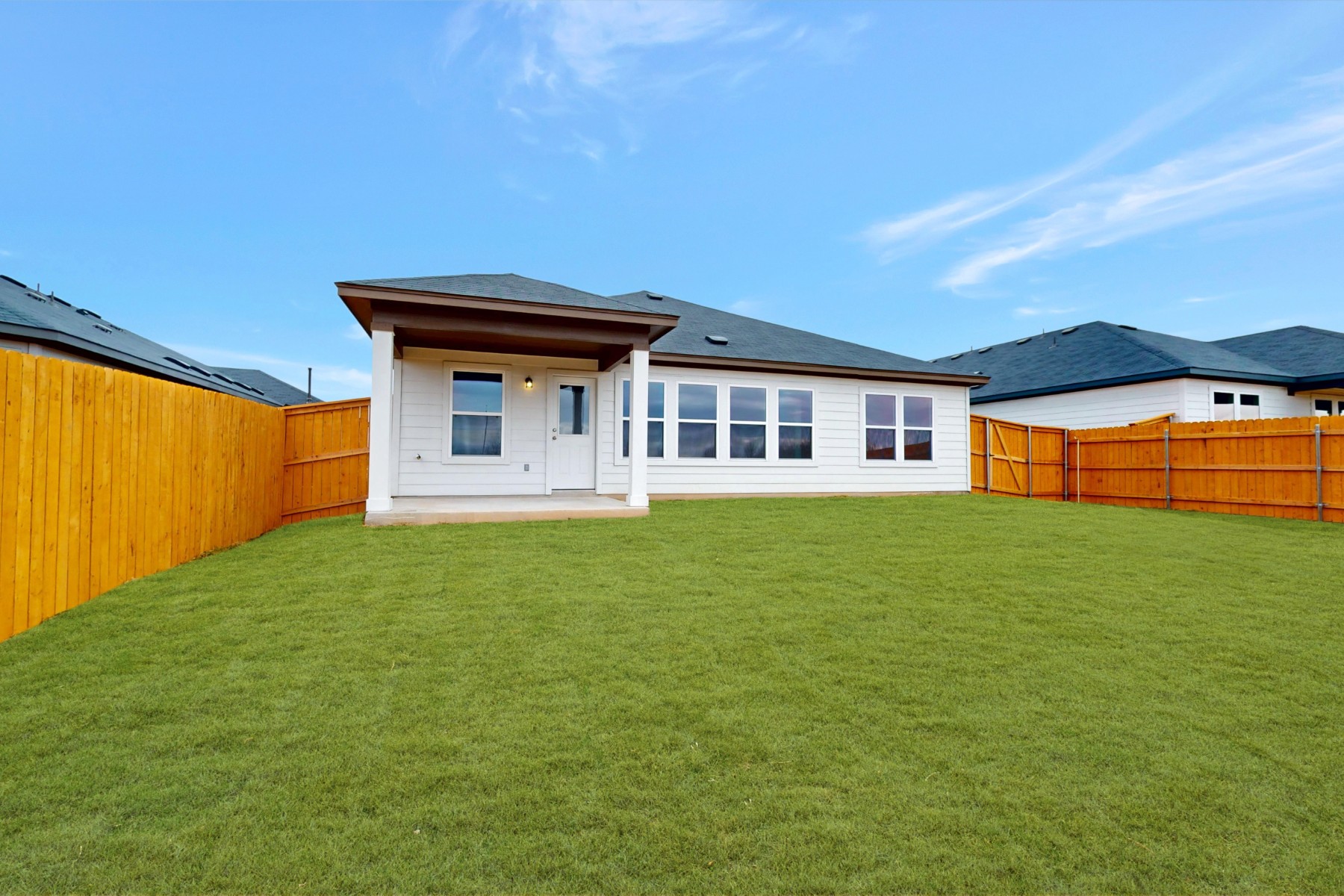 main property photo 32