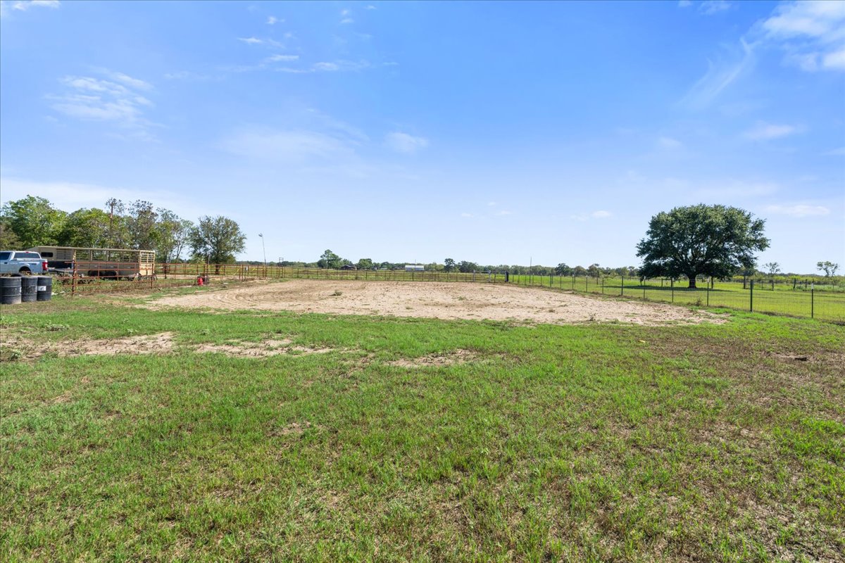 main property photo 36