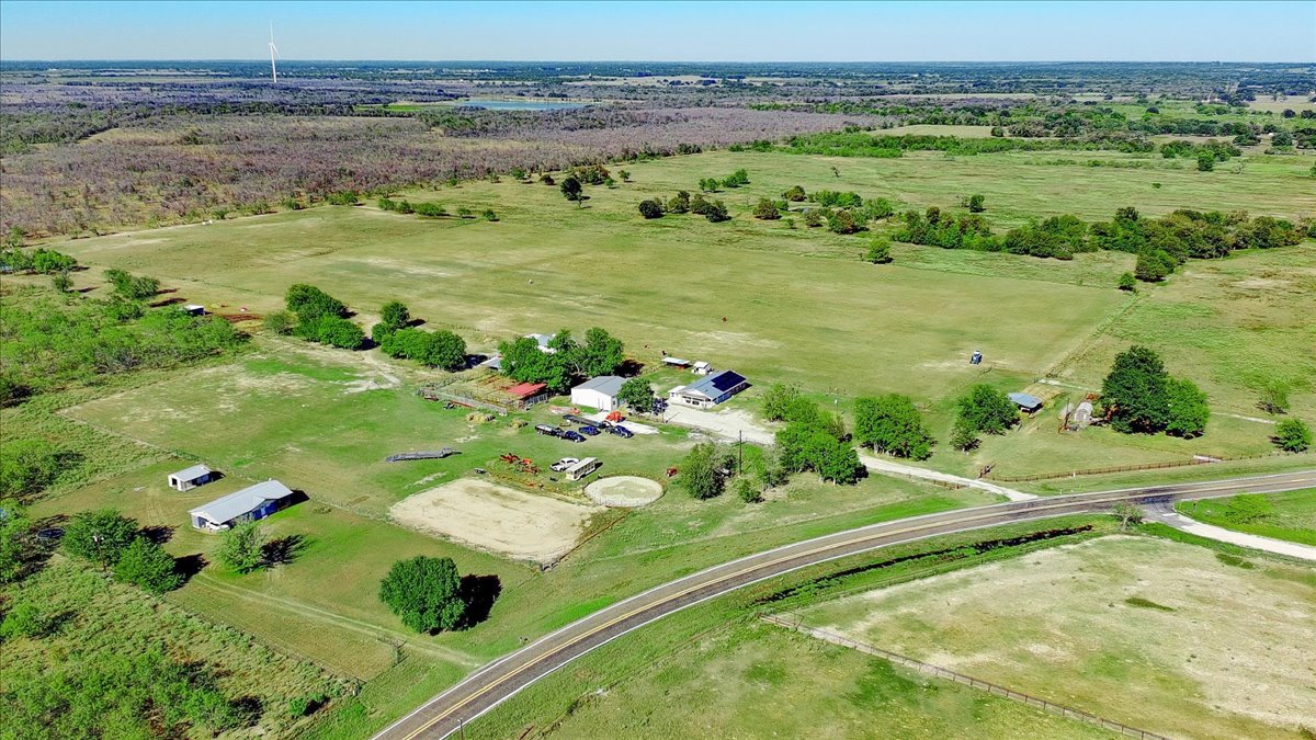 main property photo 6