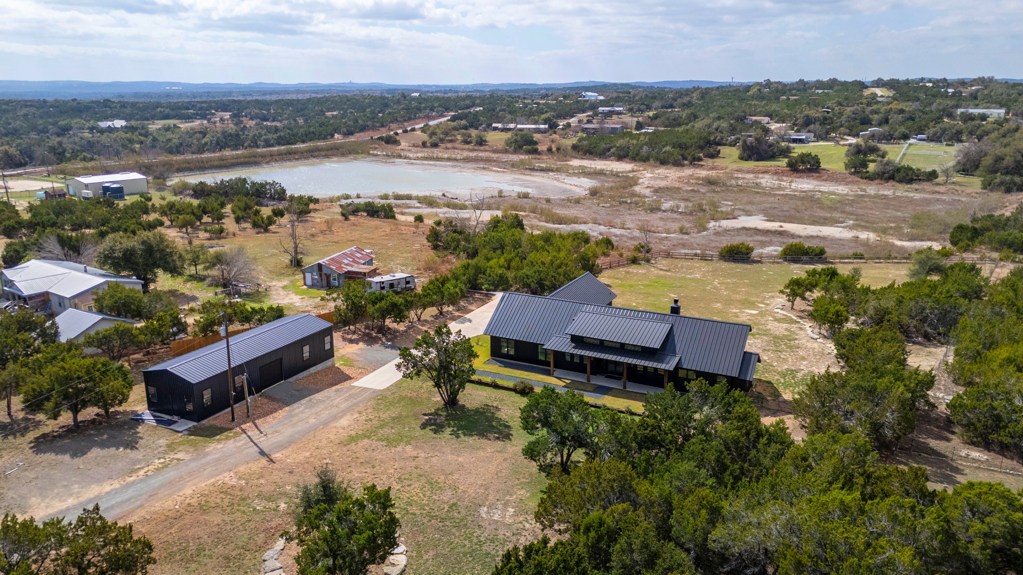 main property photo 35
