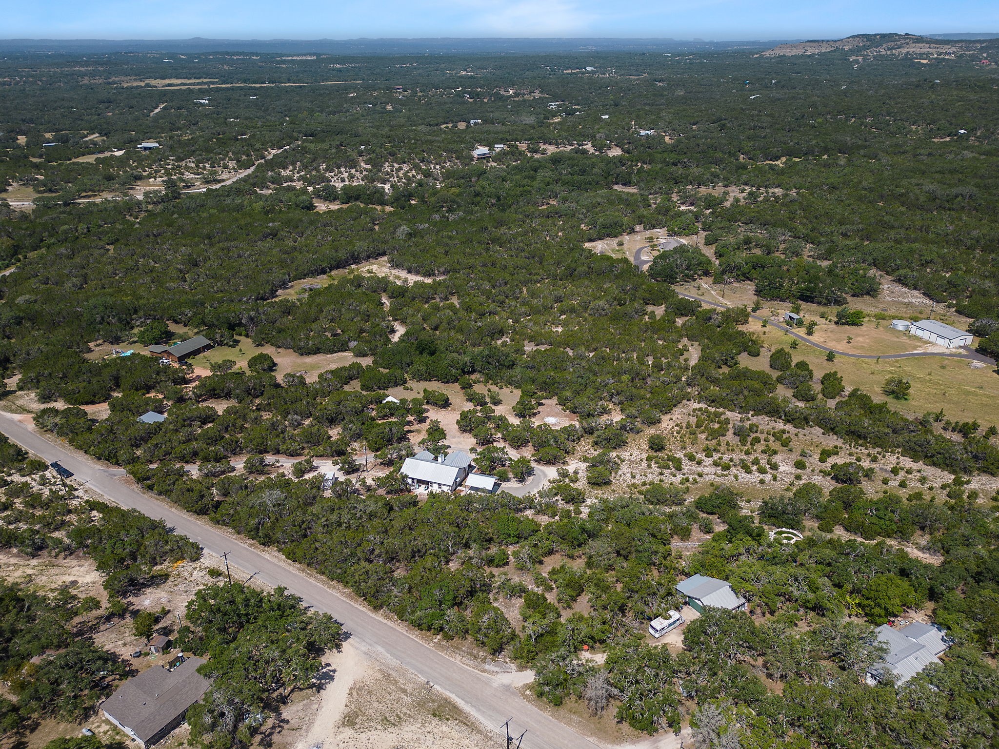 main property photo 30