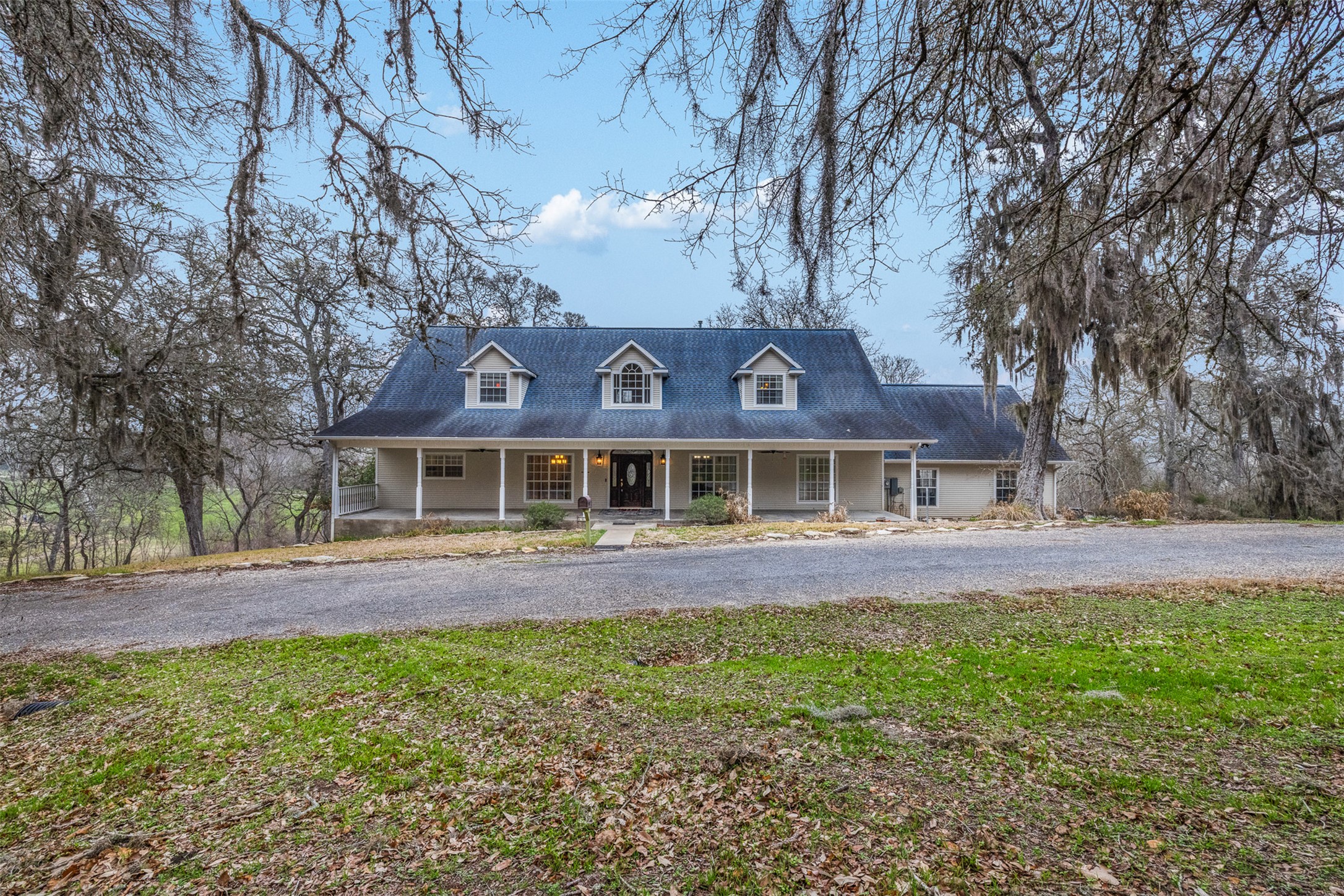main property photo 38