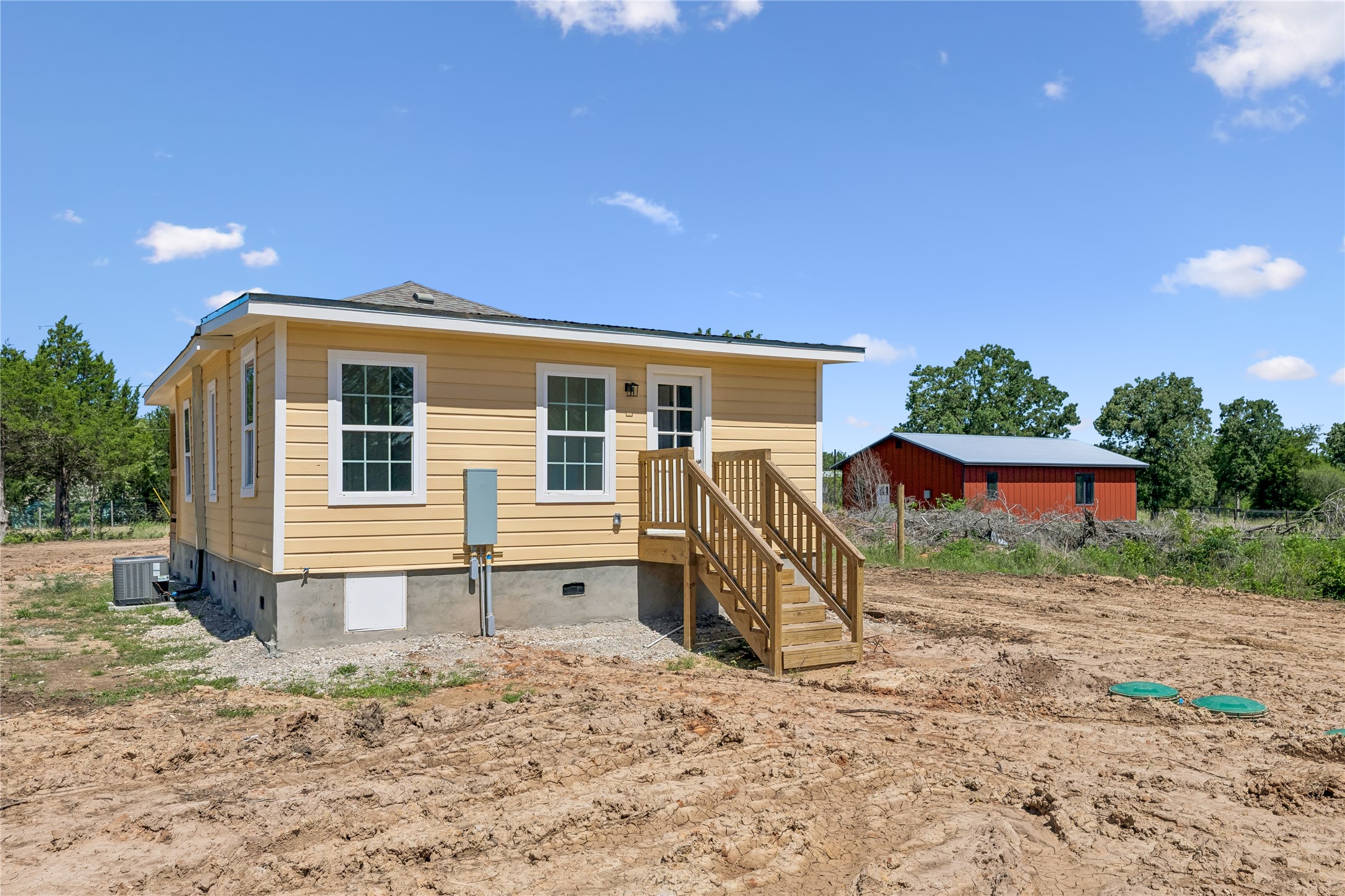main property photo 23