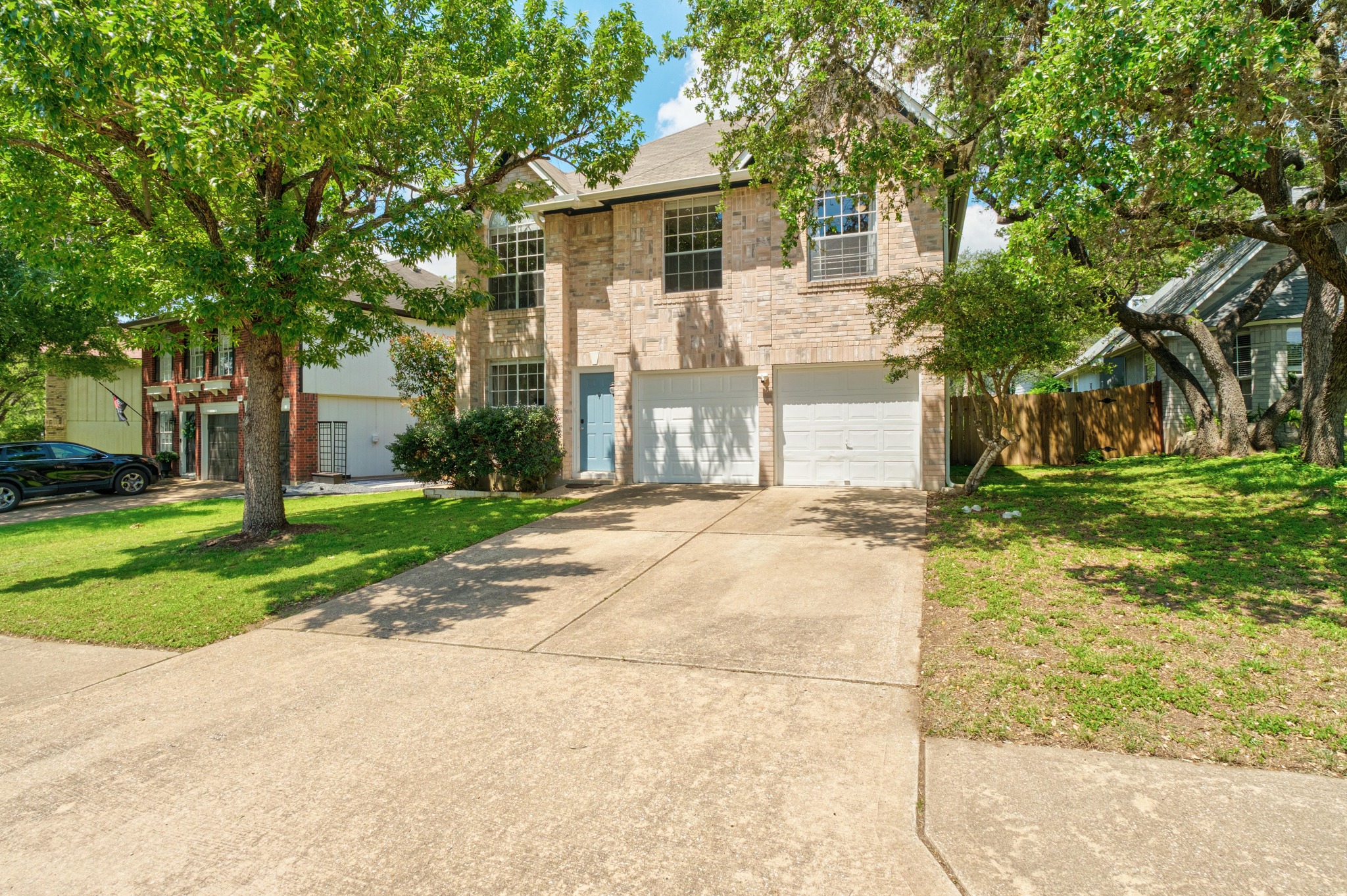 main property photo 6