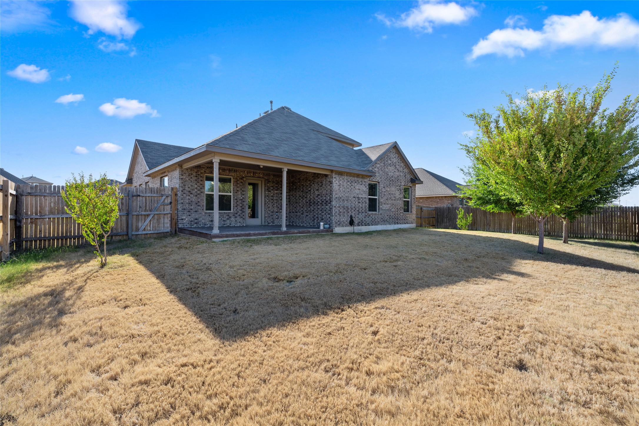 main property photo 36