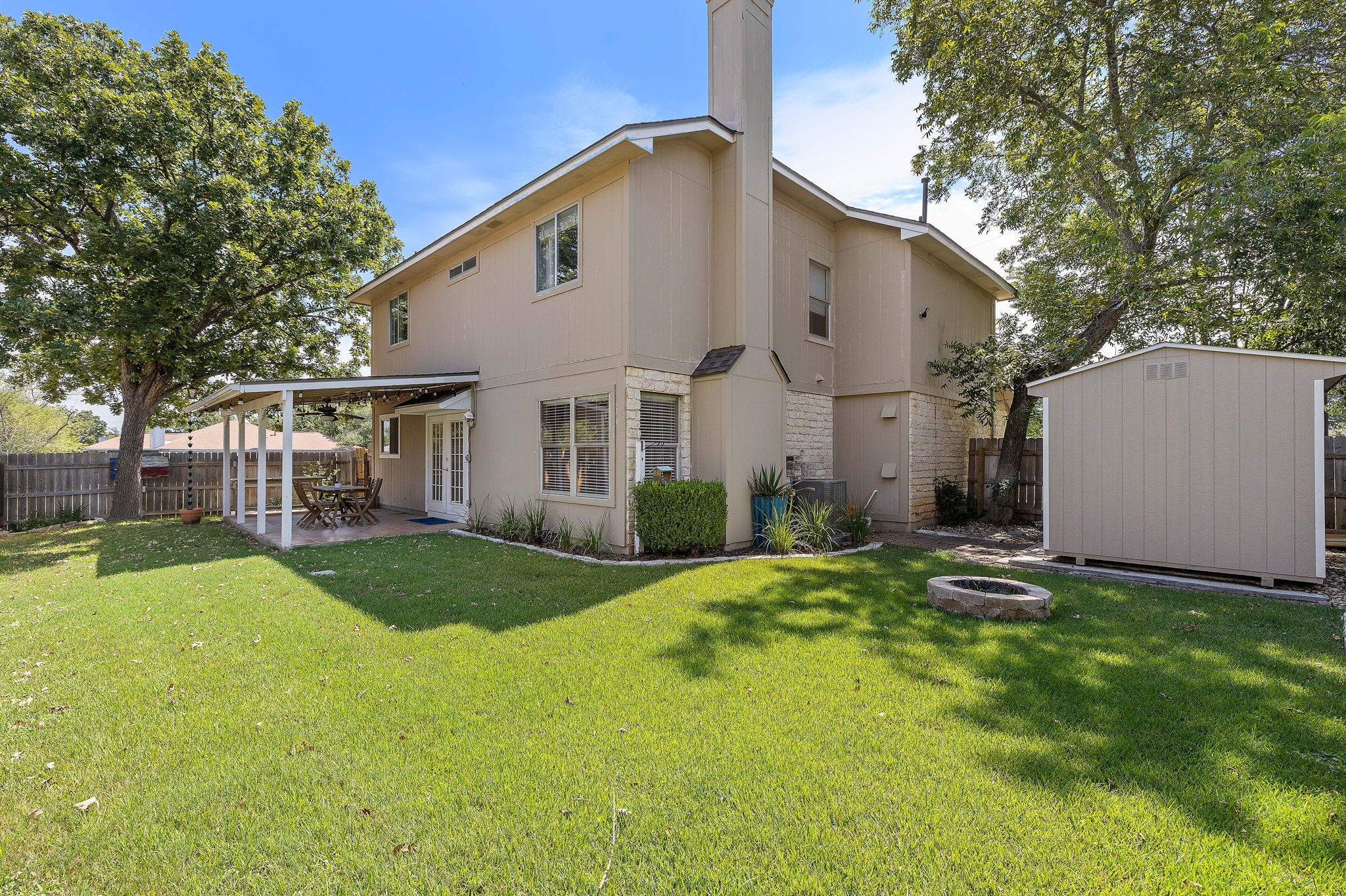 main property photo 22
