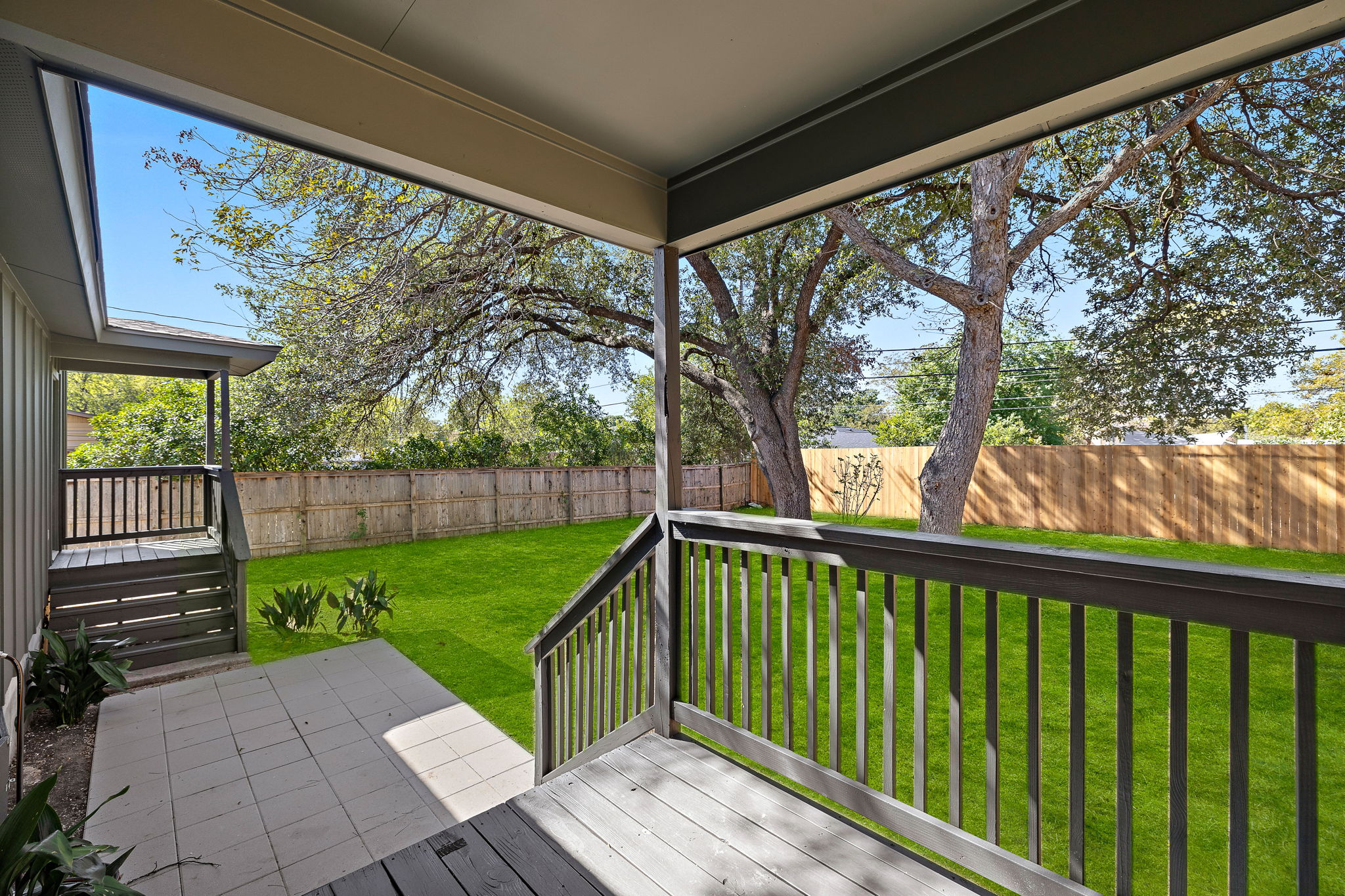 main property photo 24