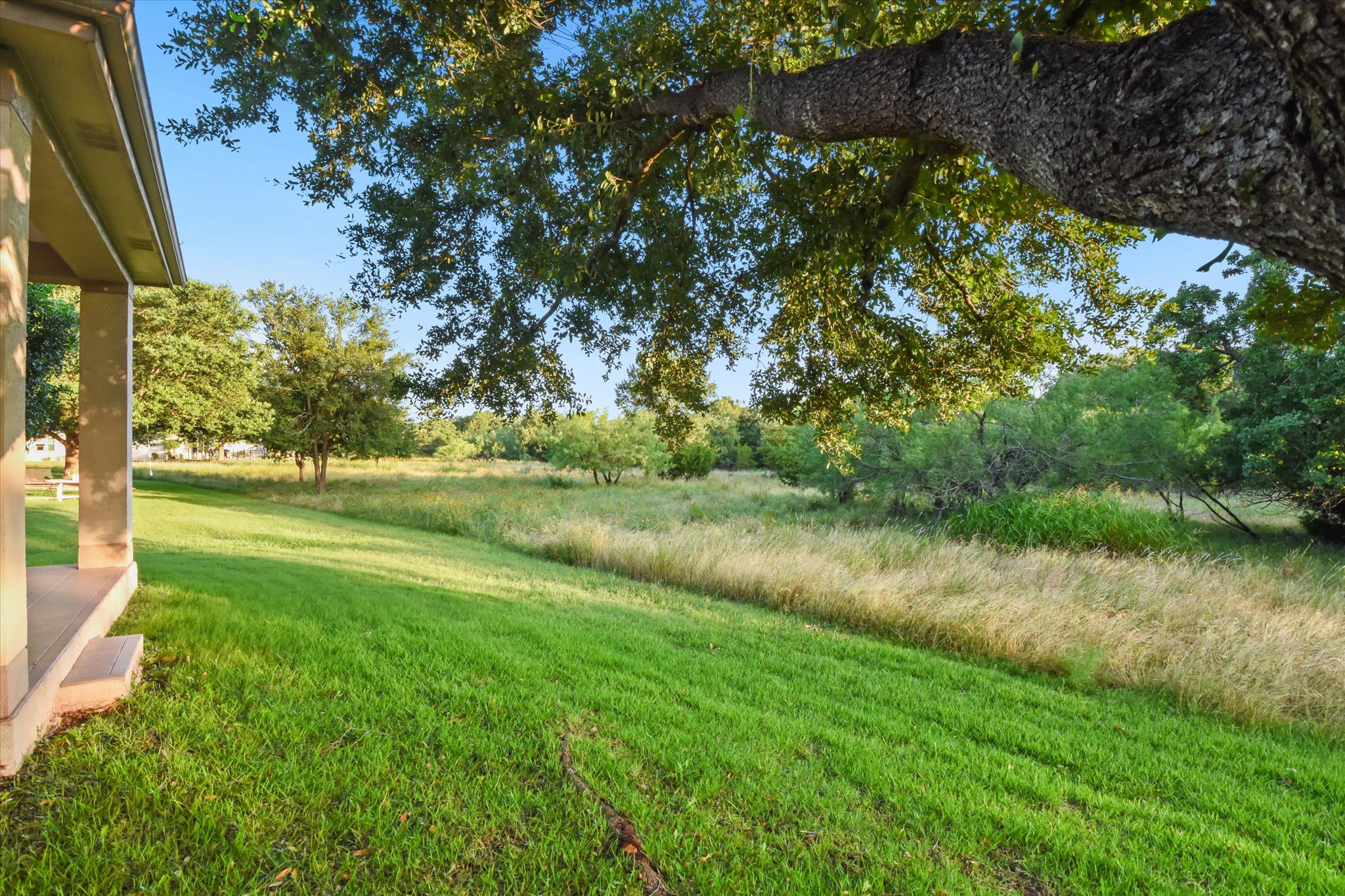 main property photo 25