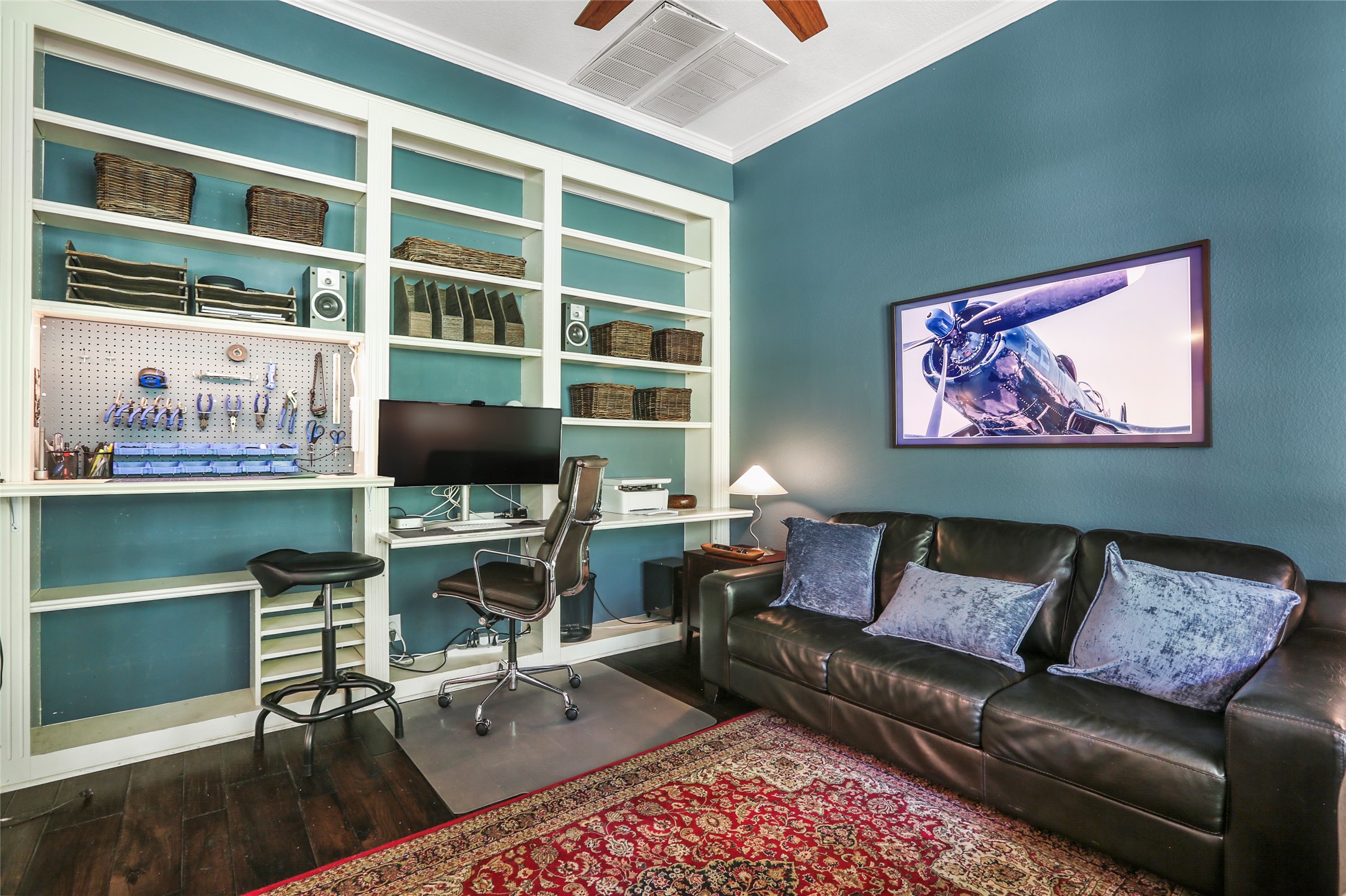 main property photo 9