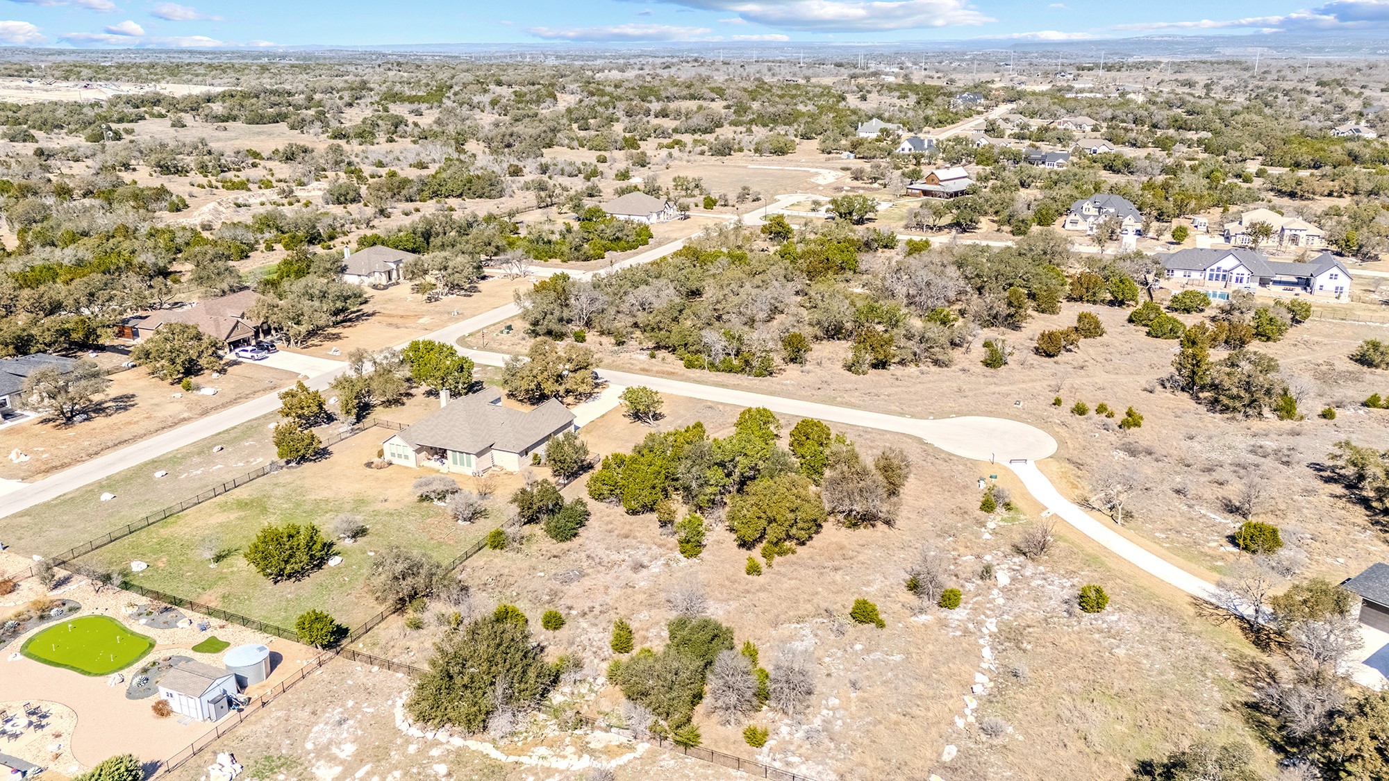 main property photo 9